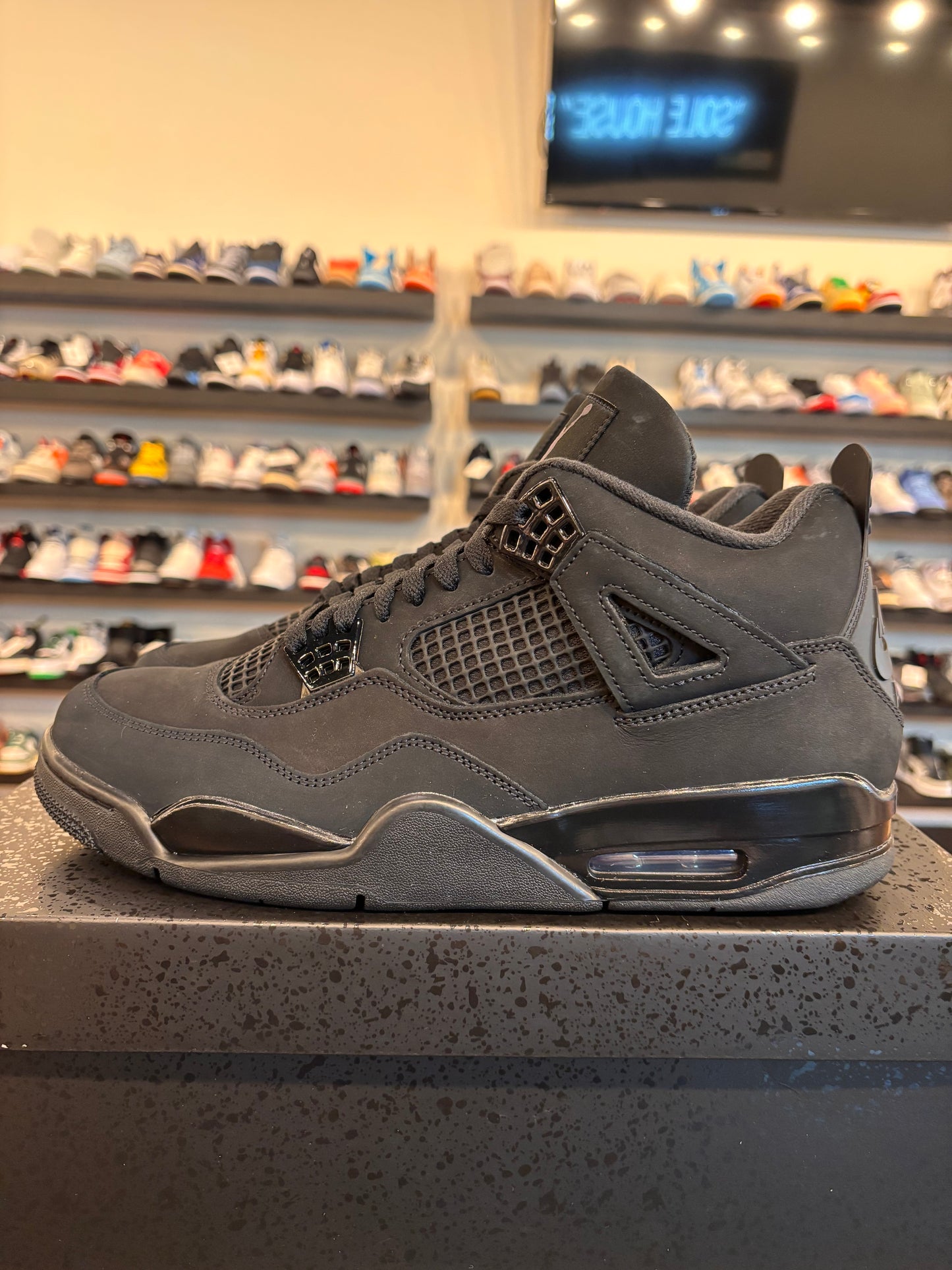 Jordan 4 Black Cat 2025 Size 11.5 Pre-Owned