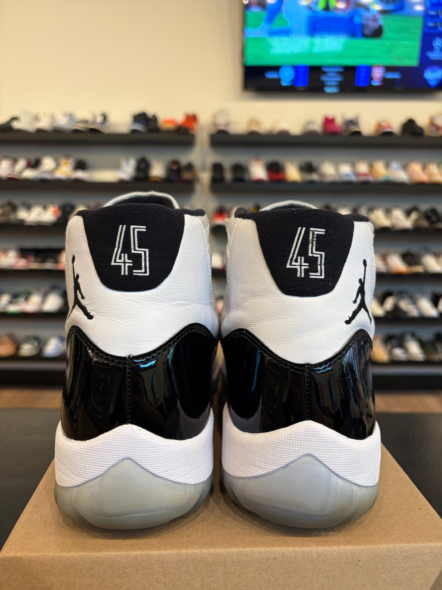 Jordan 11 Concord 2018 Size 12 Pre-Owned (No Box)