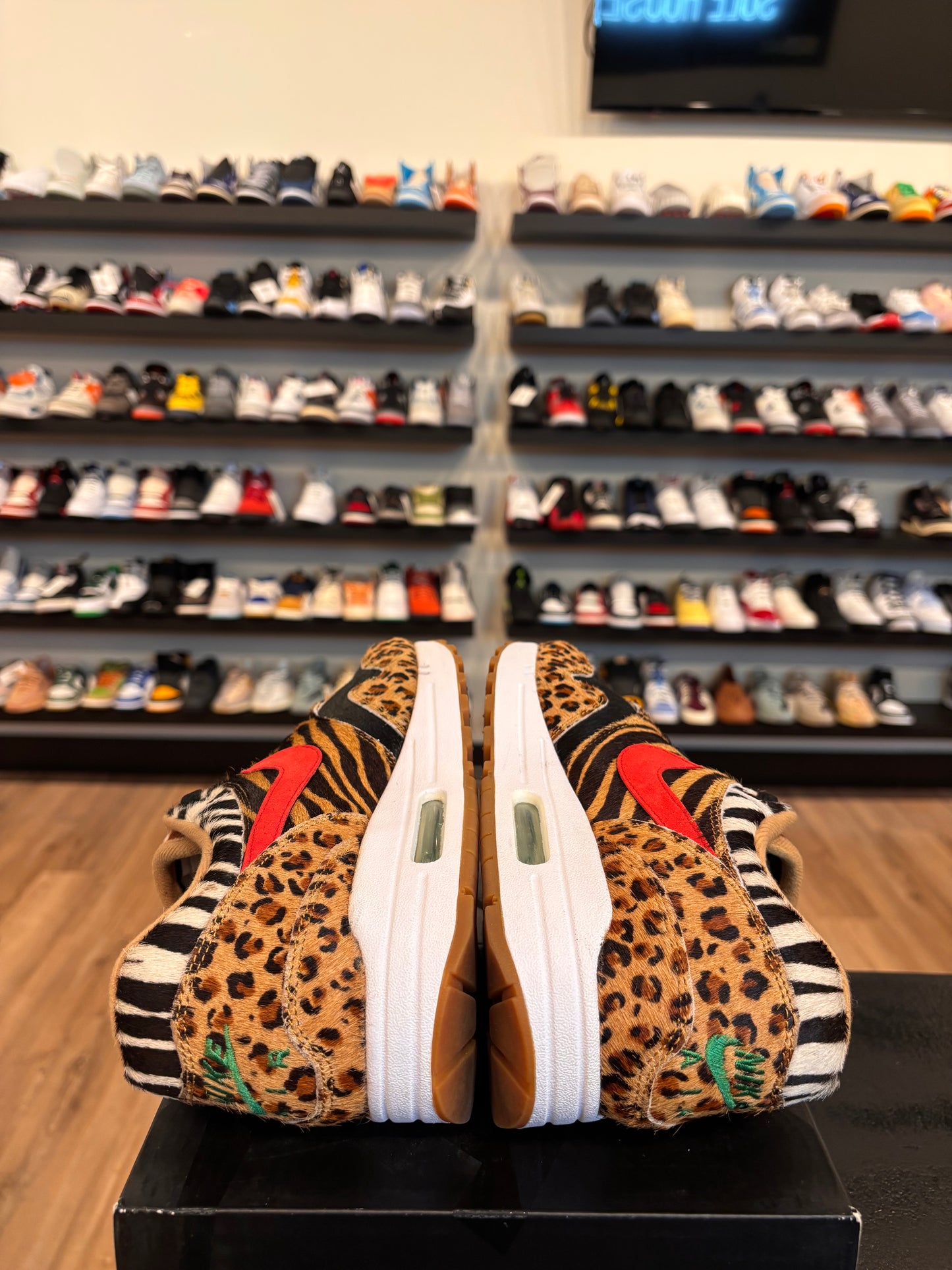 Nike Air Max 1 Atmos Animal Pack 2.0 2018 Size 8 Pre-Owned