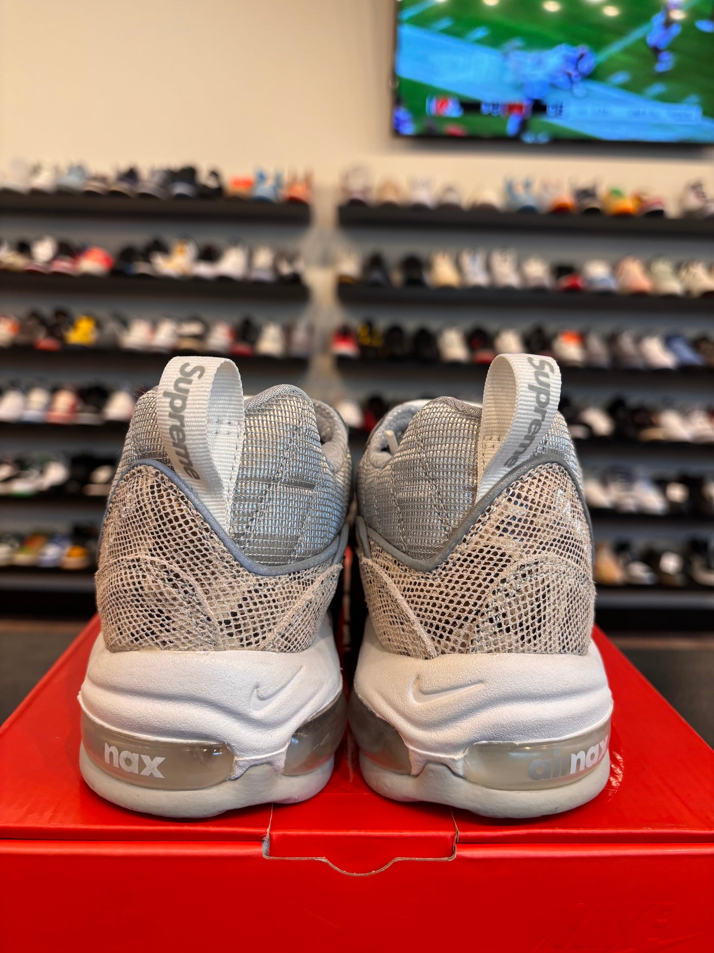 Nike Air Max 98 Supreme Snakeskin Size 8 Pre-Owned