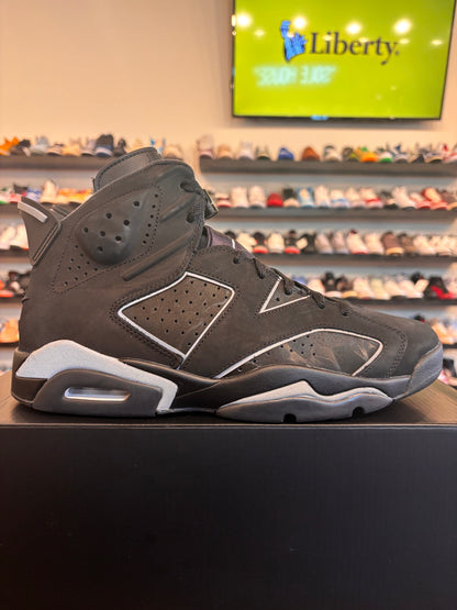 Jordan 6 Cap and Gown Size 12 Pre-Owned