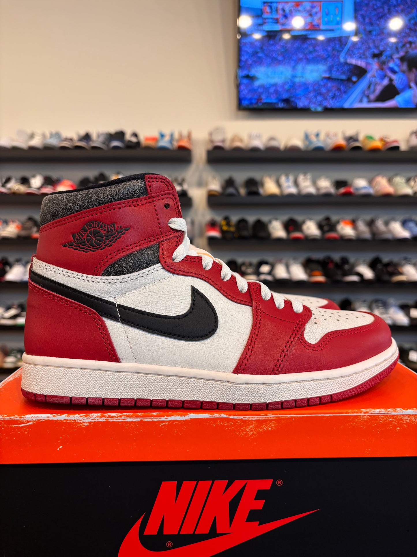 Jordan 1 Lost and Found Size 8 Pre-Owned
