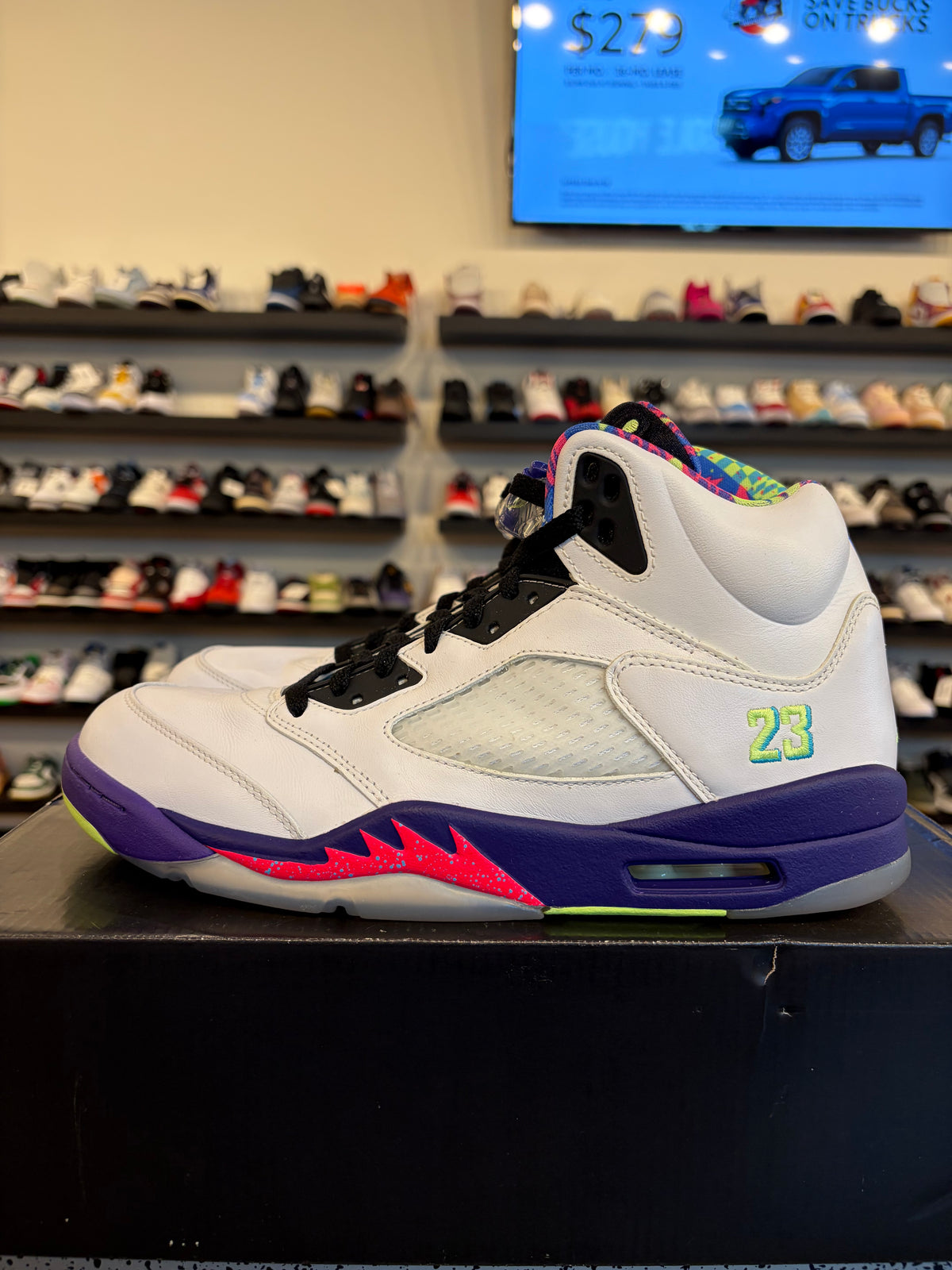Jordan 5 Alternate Bel Air Size 11 Pre-Owned
