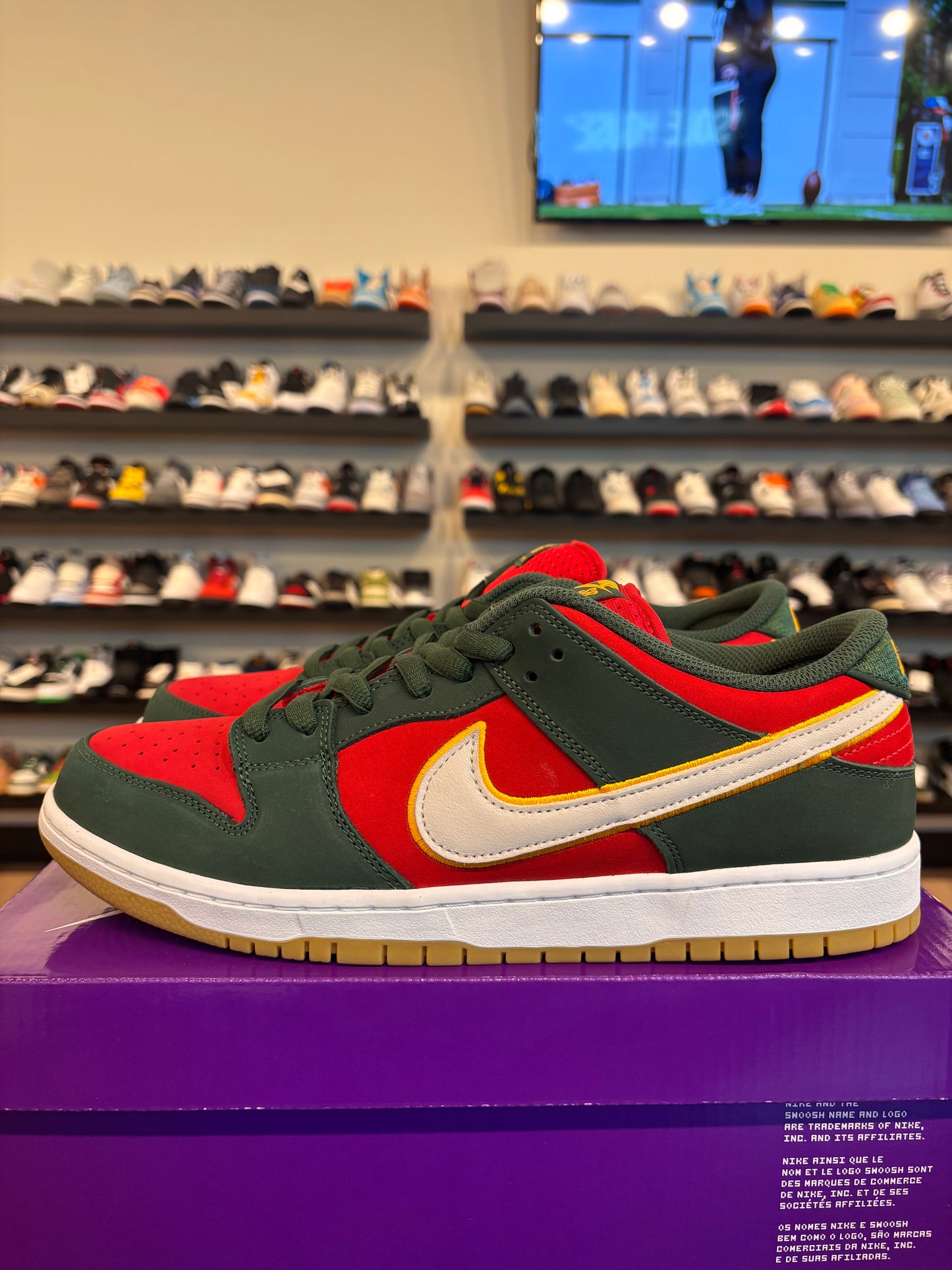 Nike SB Dunk Low Seattle Supersonics Size 12 Brand New