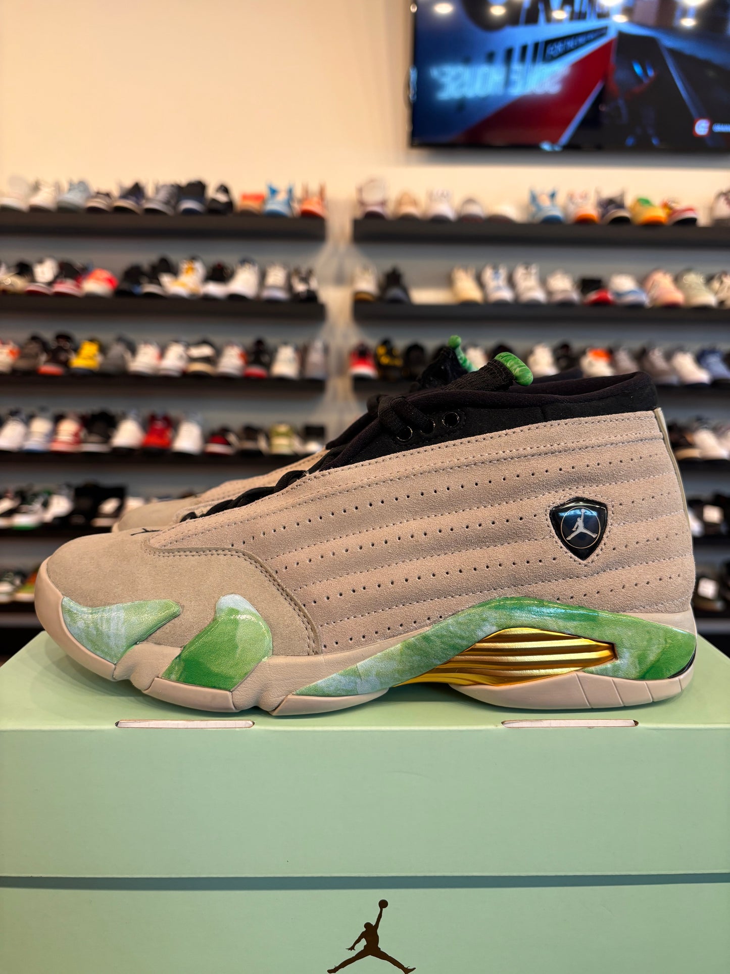 Jordan 14 Aleali May Fortune Size 8 (9.5W) Pre-Owned