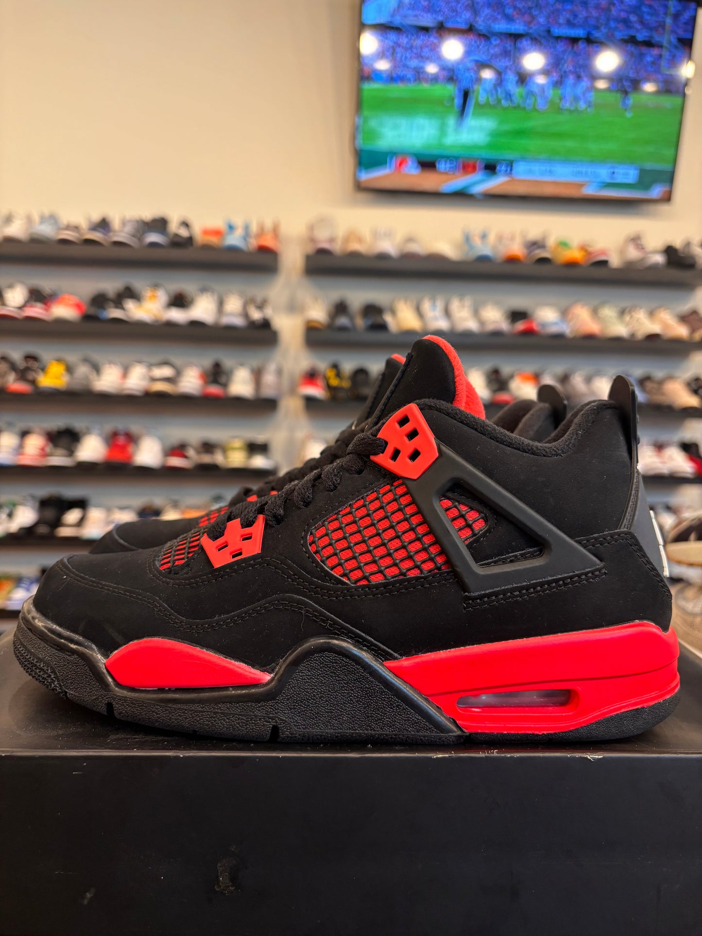 Jordan 4 Red Thunder Size 5.5Y (7W) Pre-Owned