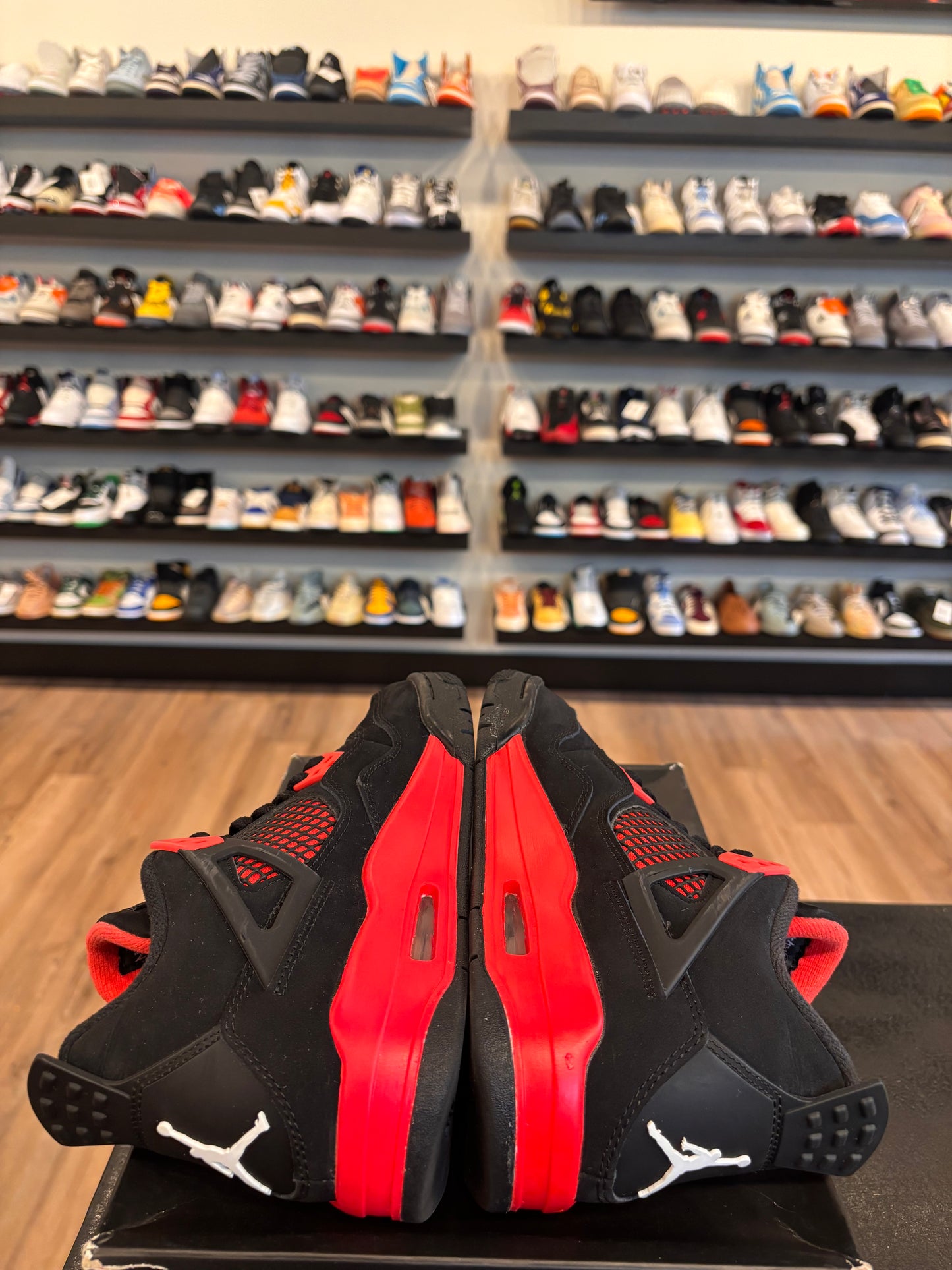 Jordan 4 Red Thunder Size 5.5Y (7W) Pre-Owned