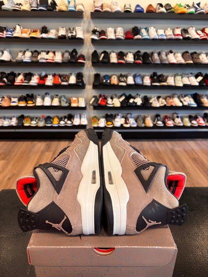 Jordan 4 Taupe Haze Size 11 Pre-Owned