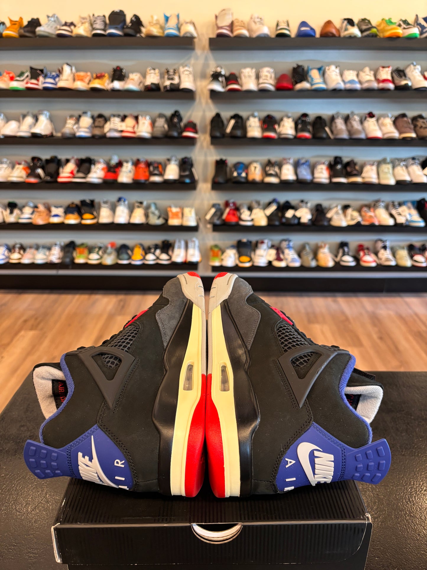 Jordan 4 Rare Air Size 9.5 Pre-Owned