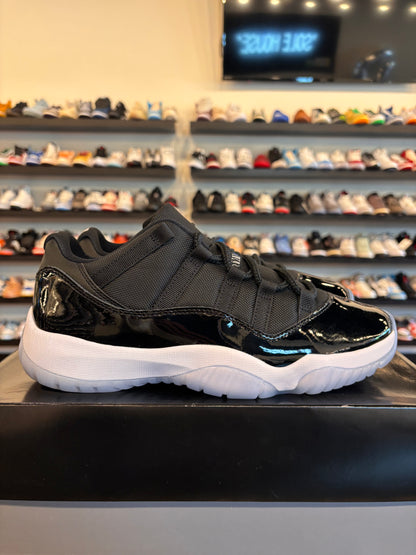 Jordan 11 Low Space Jam Size 9 Pre-Owned