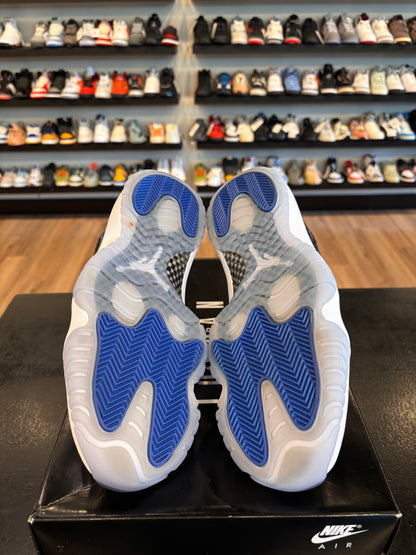 Jordan 11 Low Space Jam Size 9 Pre-Owned