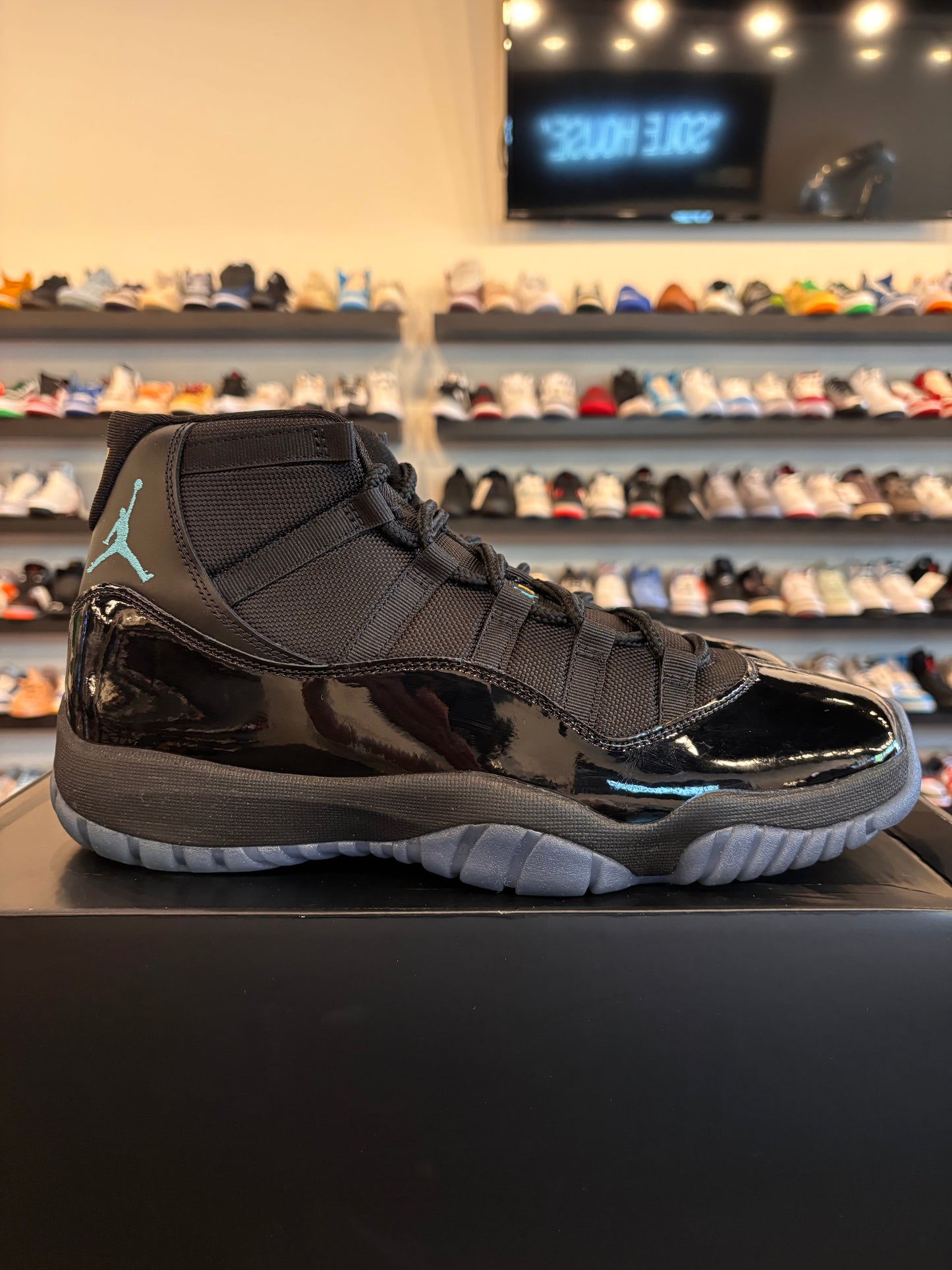 Jordan 11 Gamma 2025 Size 12 Pre-Owned