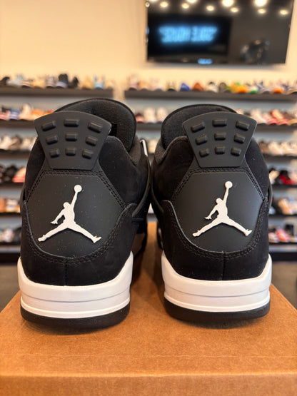 Jordan 4 White Thunder Size 9 Pre-Owned (No Box)