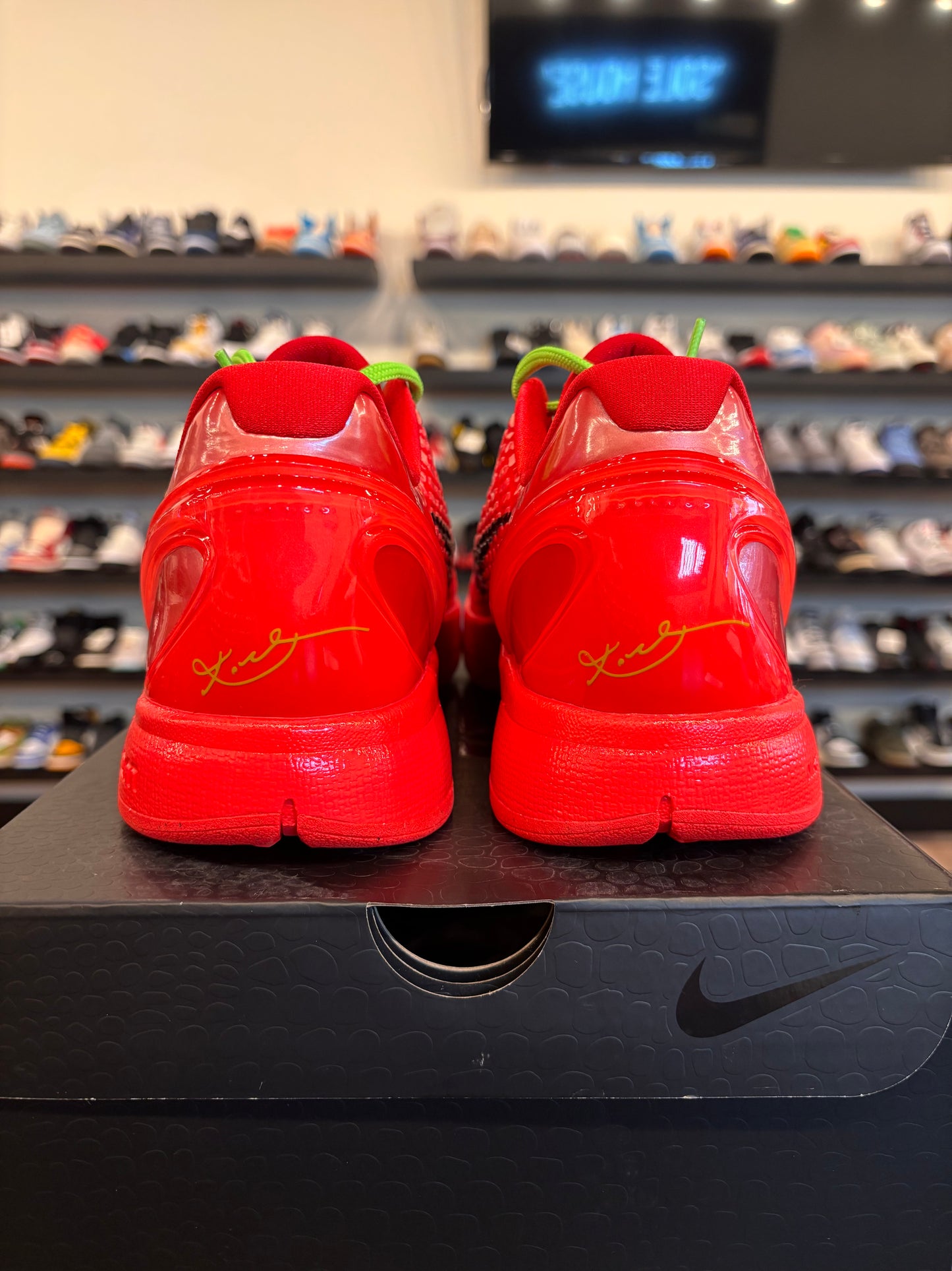 Nike Kobe 6 Protro Reverse Grinch Size 11.5 Brand New