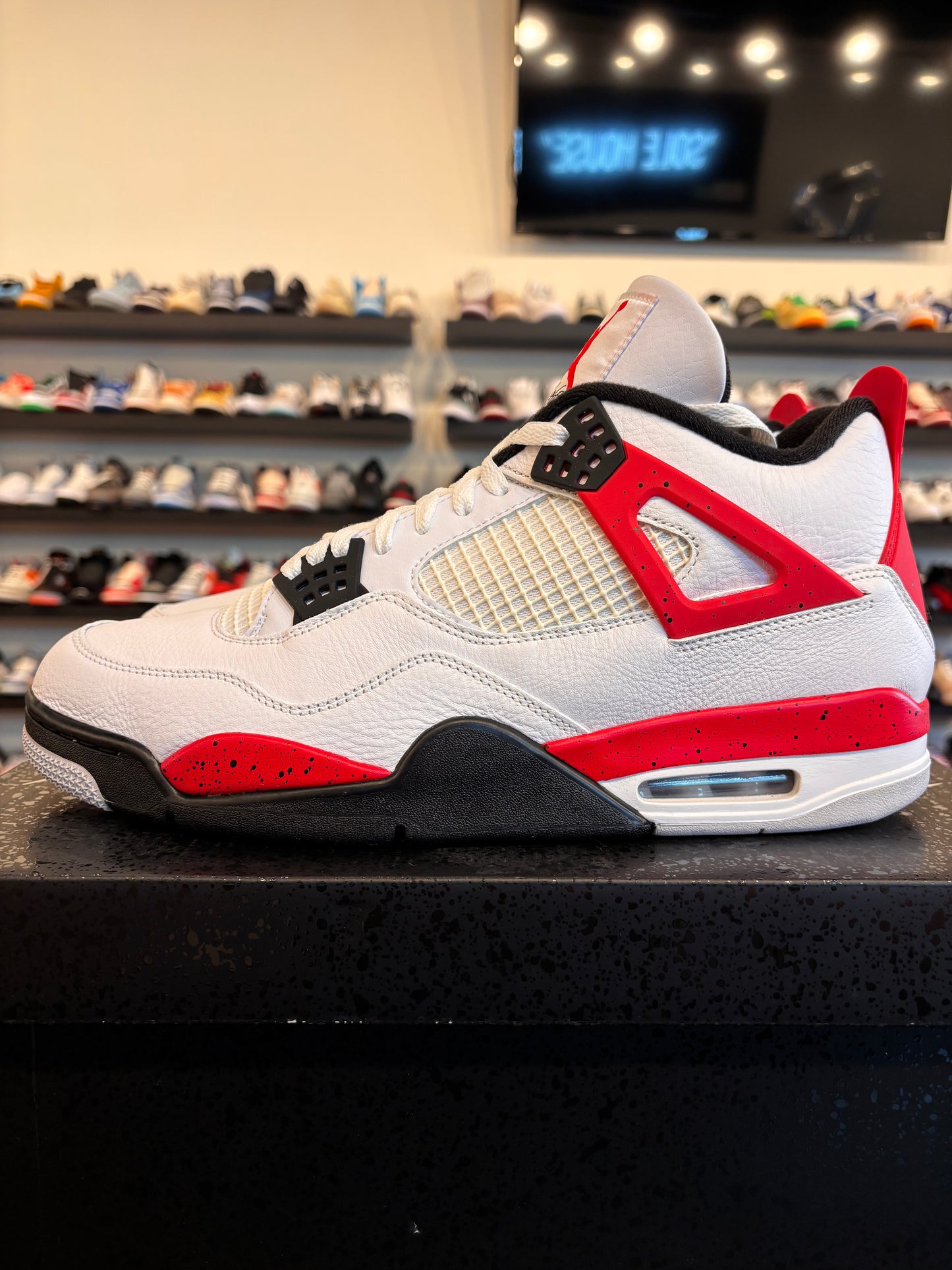 Jordan 4 Red Cement Size 13 Pre-Owned