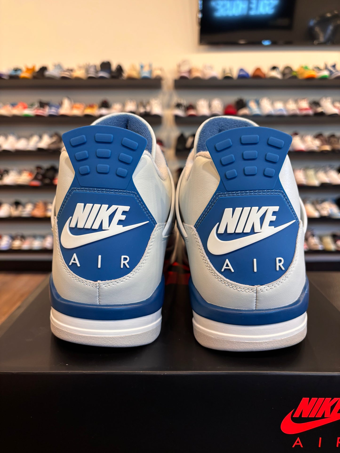 Jordan 4 Military Blue 2024 Size 13 Pre-Owned