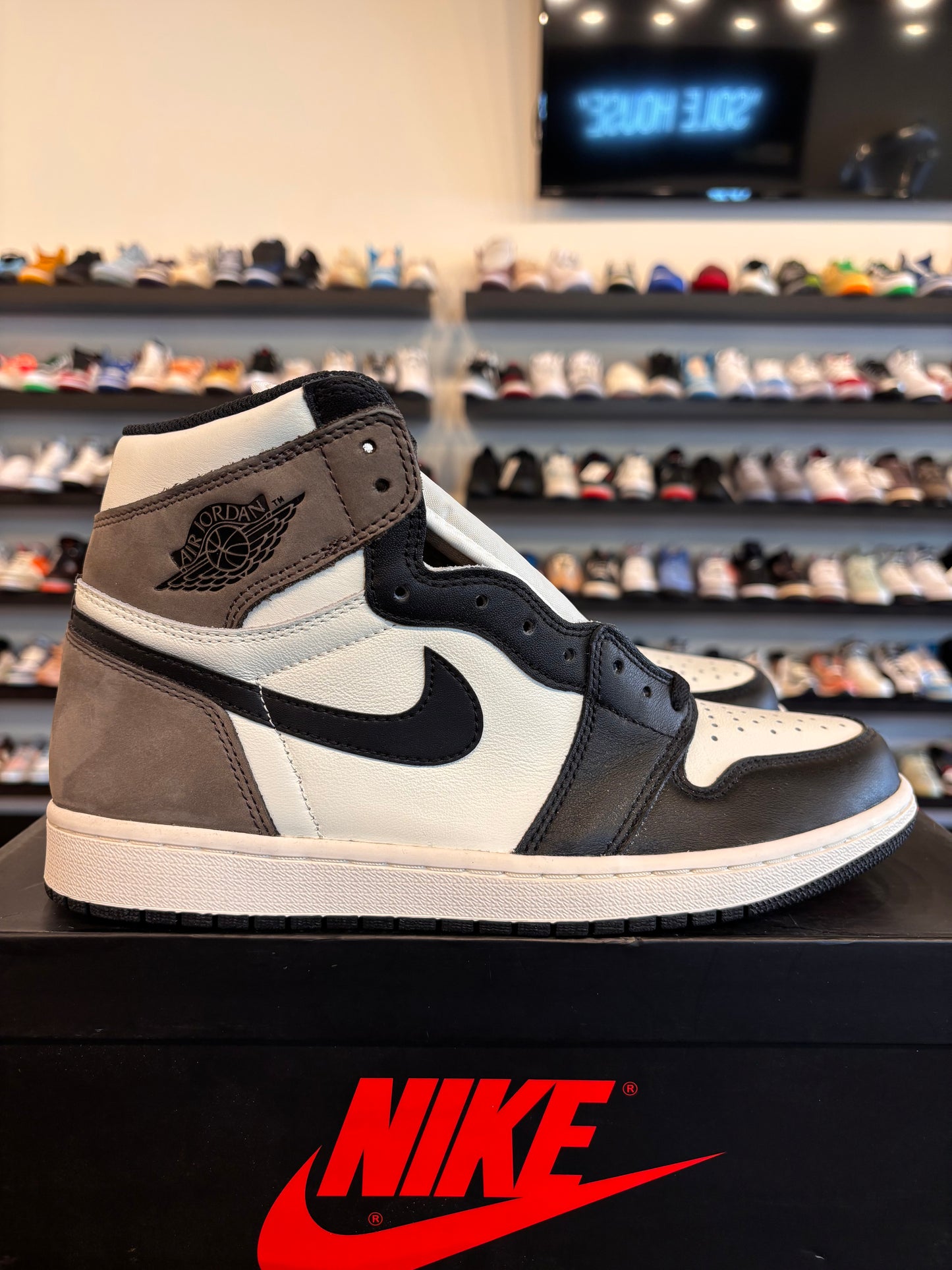 Jordan 1 Mocha Size 10 Brand New