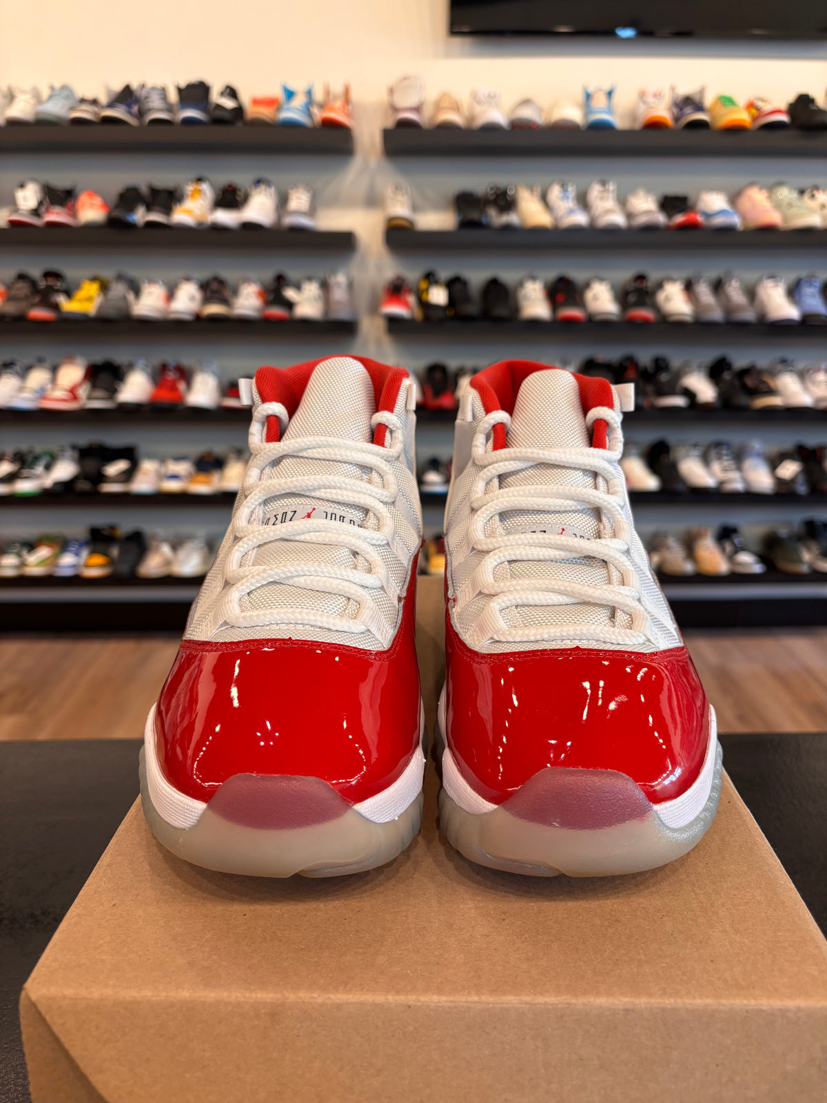 Jordan 11 Cherry Size 9 Pre-Owned (No Box)