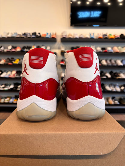Jordan 11 Cherry Size 9 Pre-Owned (No Box)