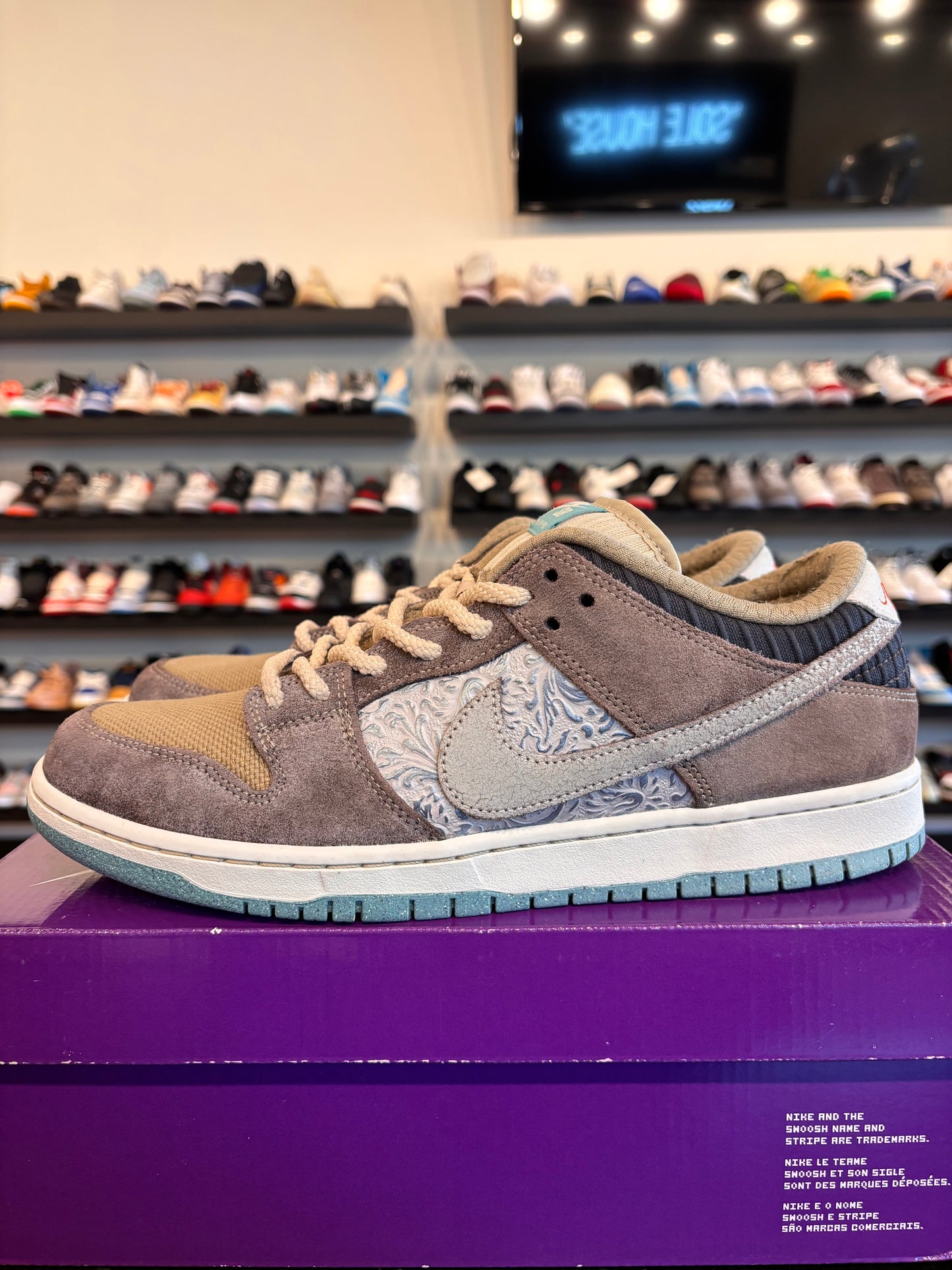 Nike SB Dunk Low Big Money Savings Size 12 Pre-Owned