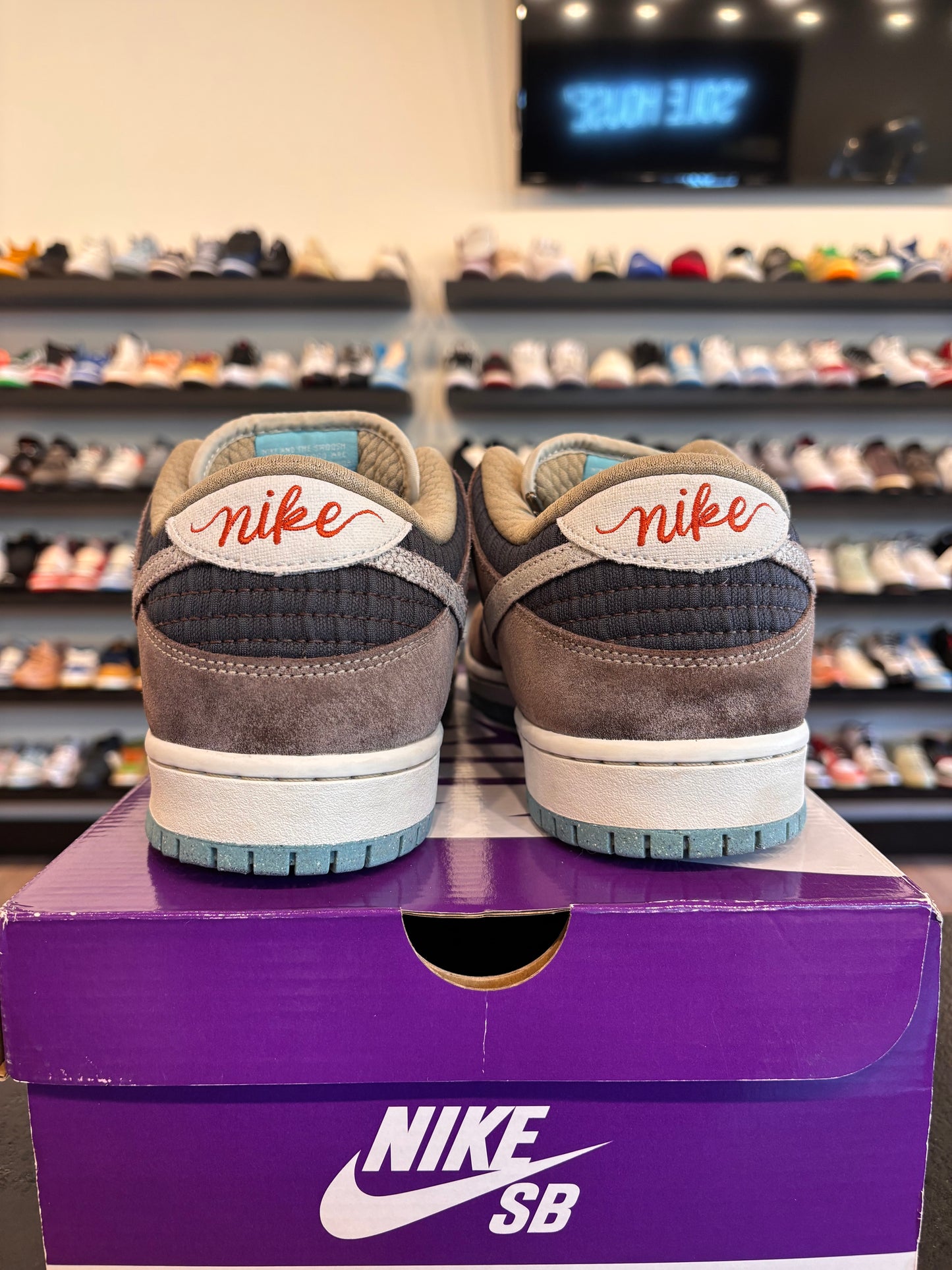 Nike SB Dunk Low Big Money Savings Size 12 Pre-Owned