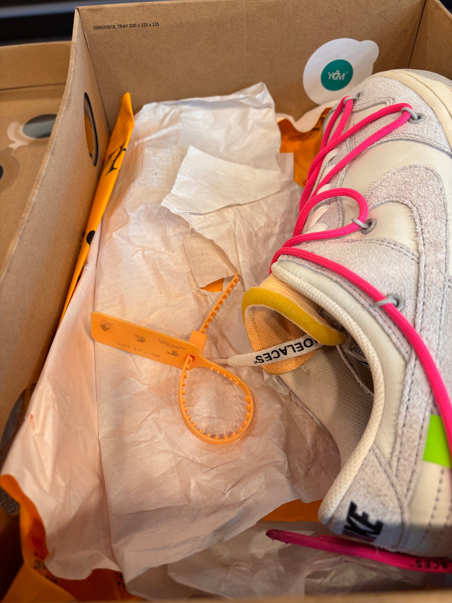 Nike Dunk Low Off-White Lot 17 Size 9.5 Pre-Owned