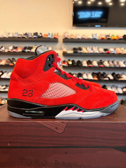 Jordan 5 Raging Bull Size 8.5 Pre-Owned