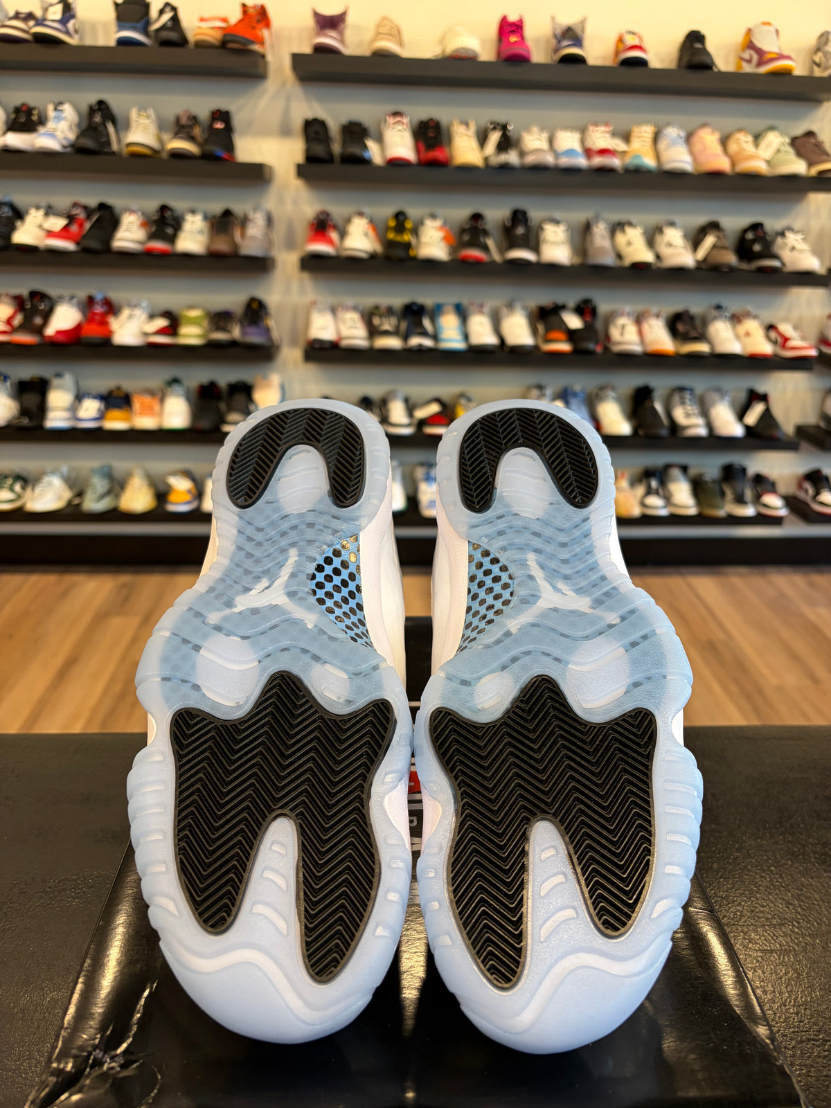 Jordan 11 Legend Blue 2024 Size 11 Brand New