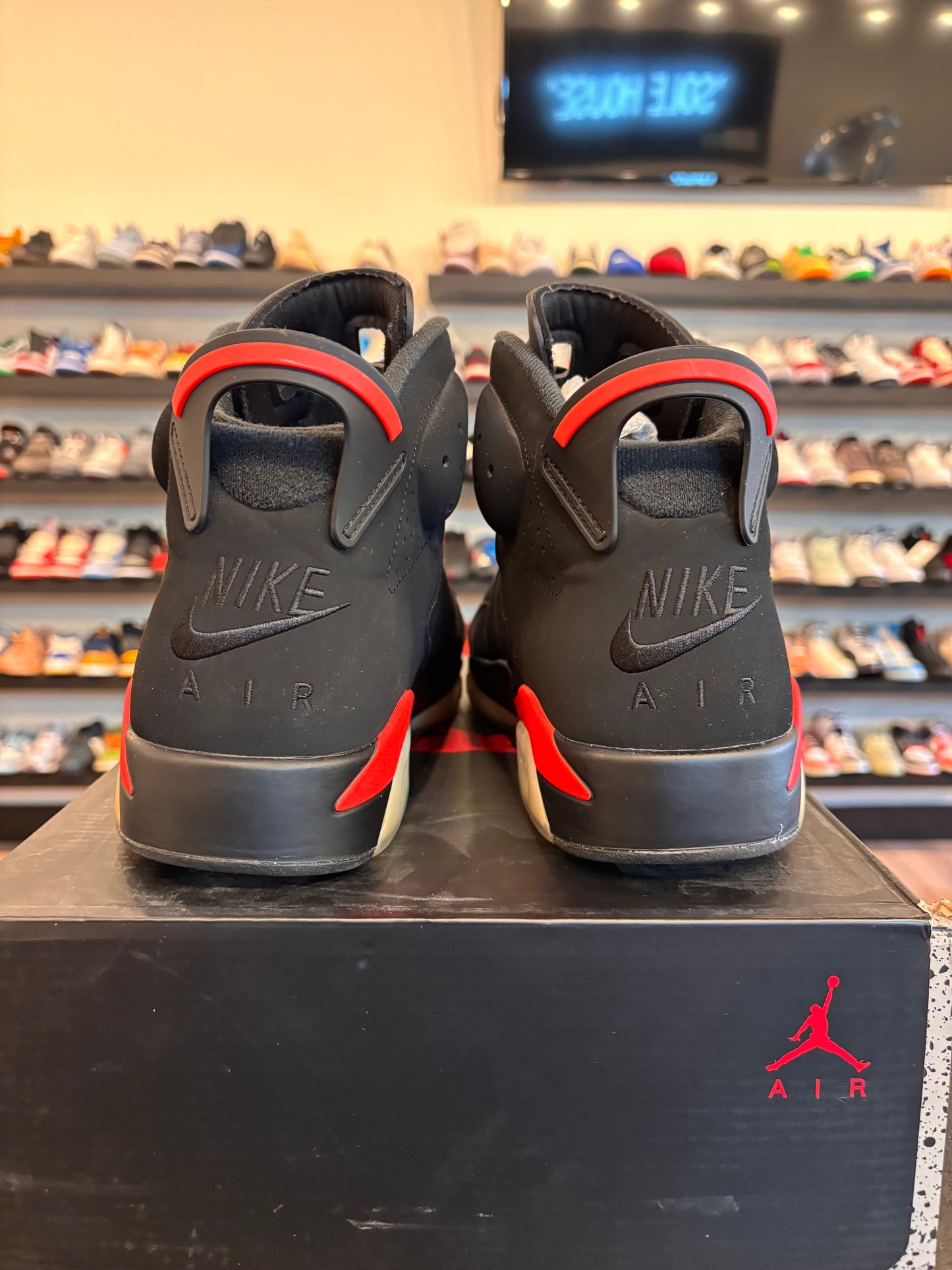Jordan 6 Black Infrared 2019 Size 13 Pre-Owned
