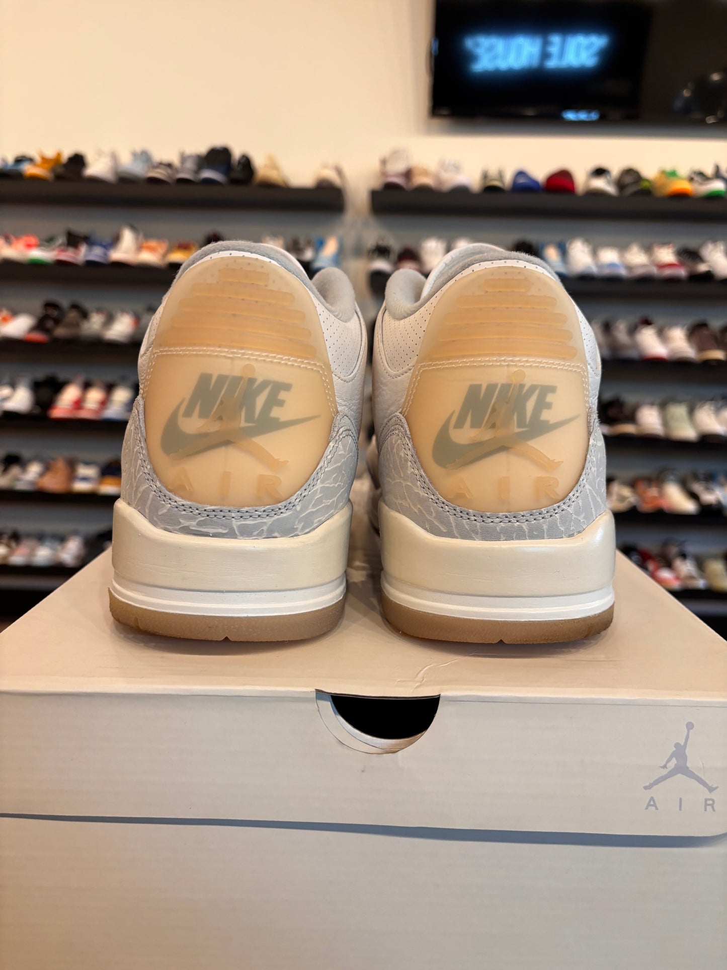 Jordan 3 Craft Ivory Size 13 Pre-Owned