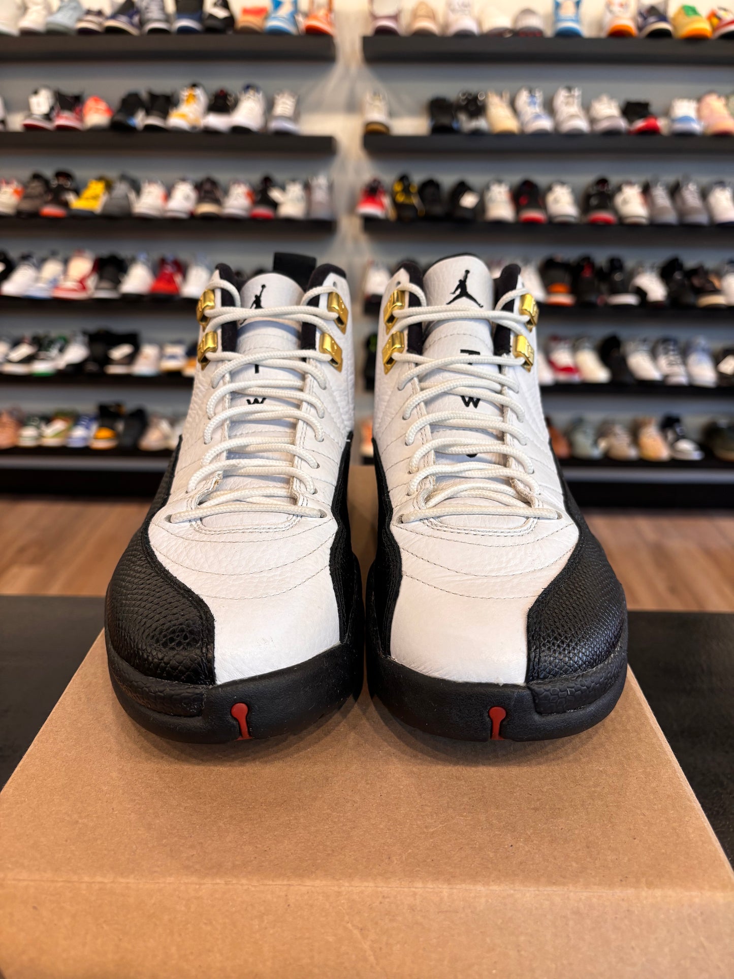 Jordan 12 Taxi 2013 Size 8.5 Pre-Owned (No Box)