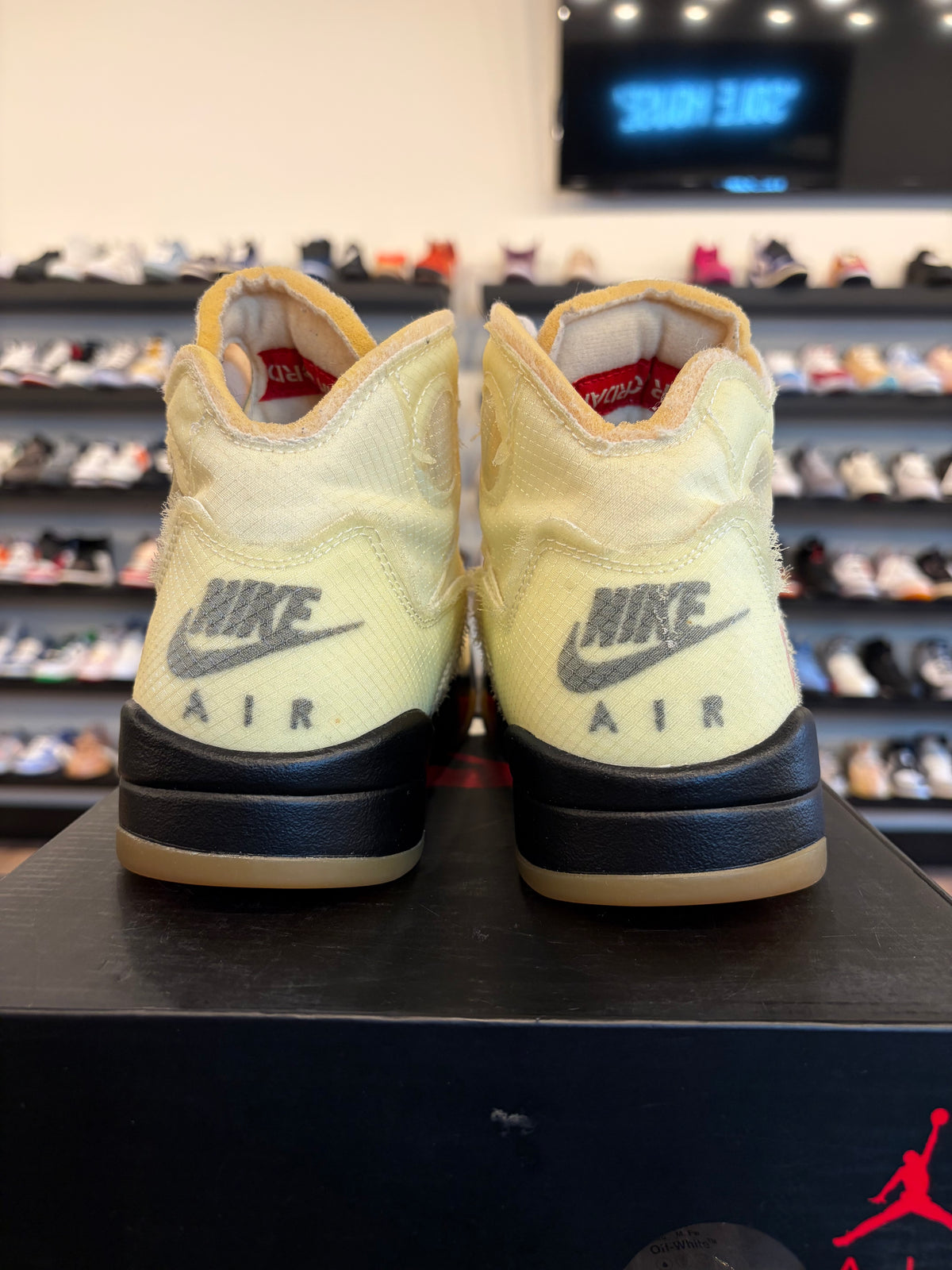 Jordan 5 Off-White Sail Size 8 Pre-Owned