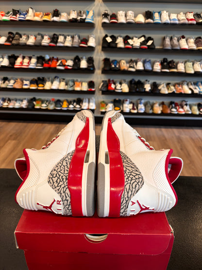 Jordan 3 Cardinal Size 13 Pre-Owned