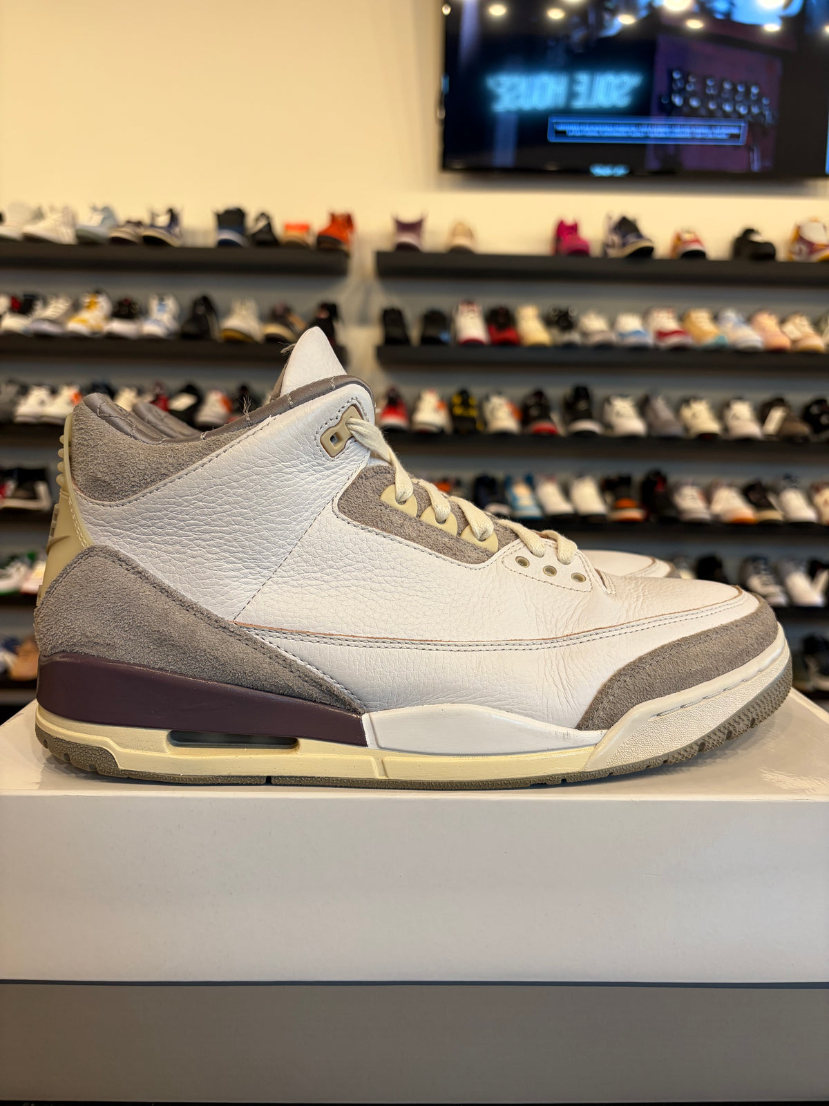 Jordan 3 A Ma Maniere White Size 11.5 (13W) Pre-Owned