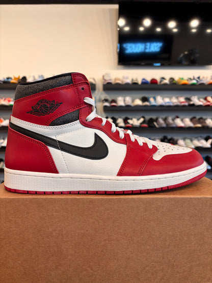 Jordan 1 Lost and Found Size 13 Pre-Owned (No Box)