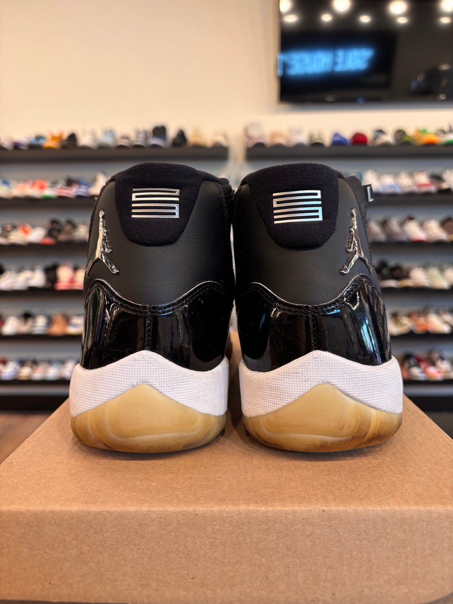 Jordan 11 Jubilee Size 9 Pre-Owned (No Box)