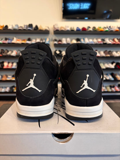 Jordan 4 White Thunder Size 12 Pre-Owned