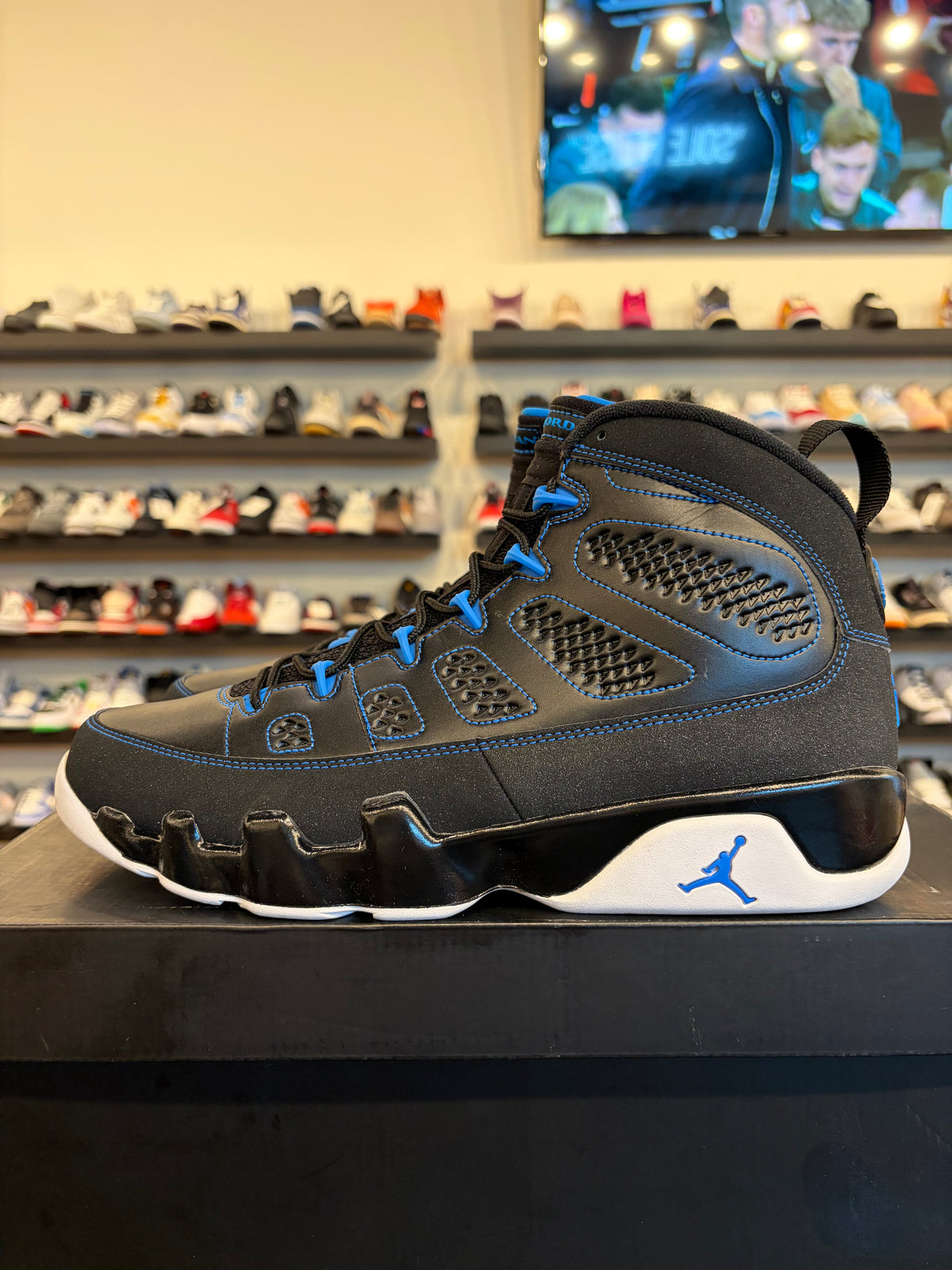 Jordan 9 Photo Blue 2012 Size 11 Brand New