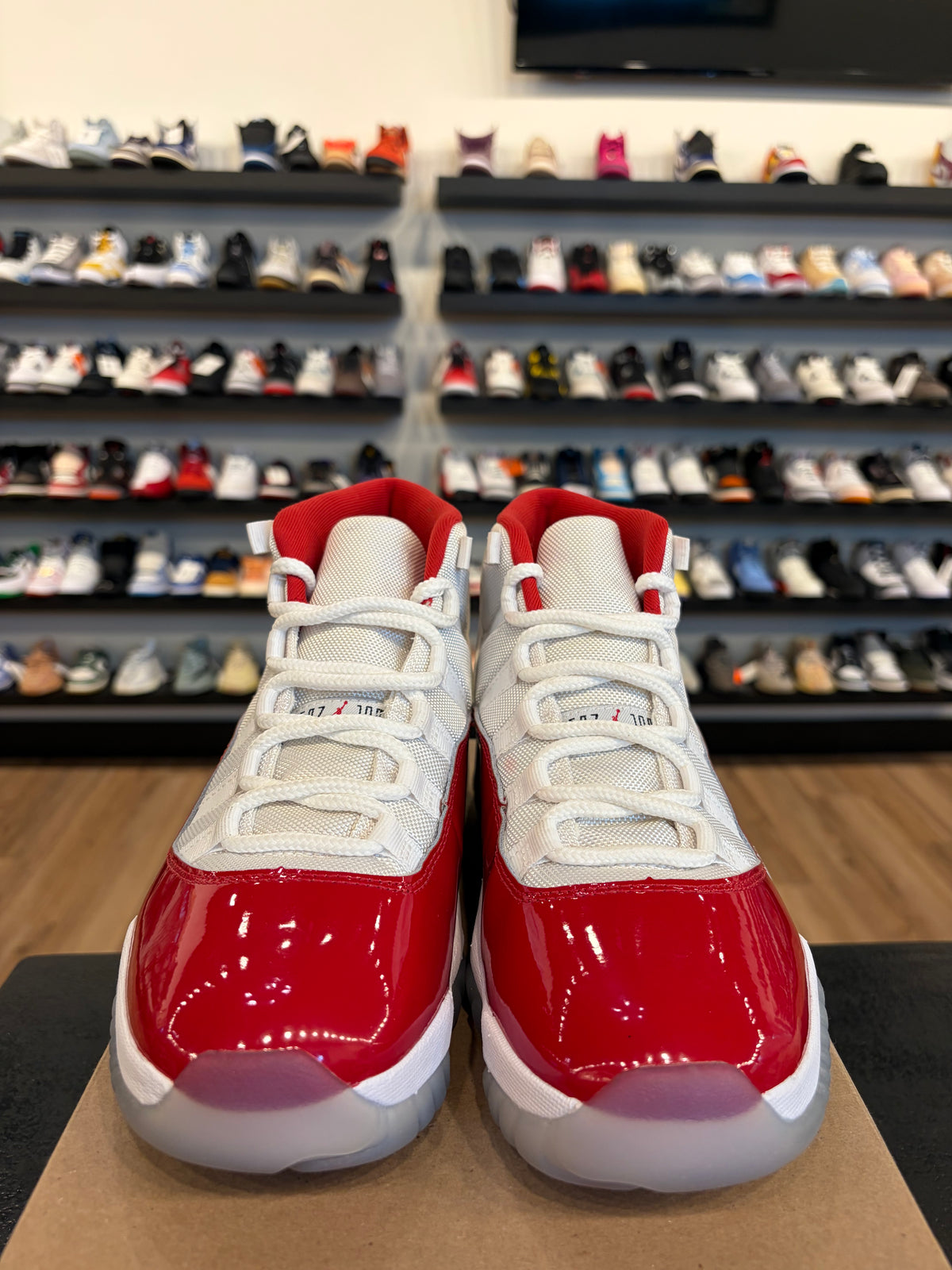 Jordan 11 Cherry Size 9.5 Pre-Owned