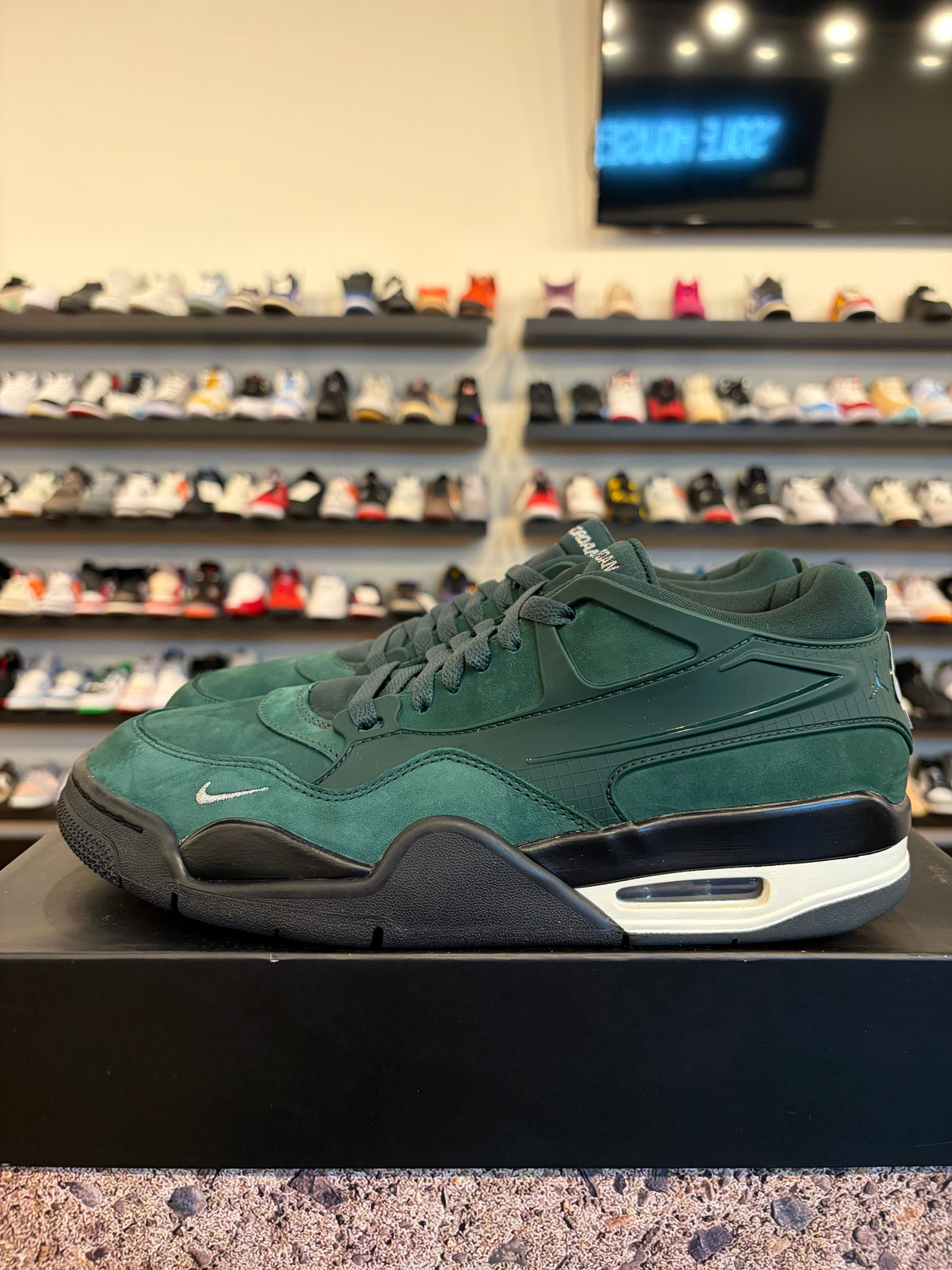 Jordan 4 RM Nigel Grandma's Driveway Green Size 9.5 Pre-Owned