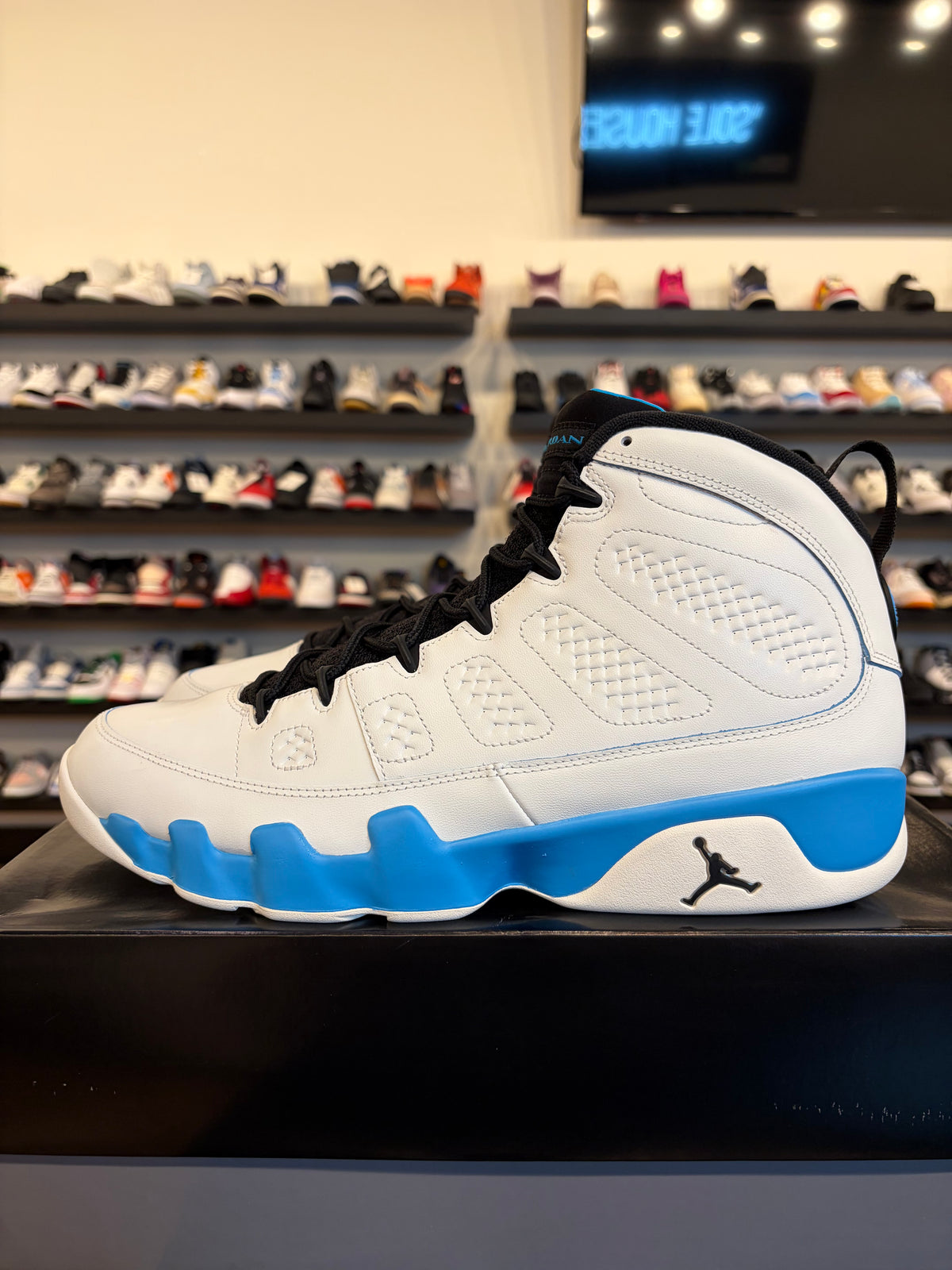 Jordan 9 Powder Blue Size 13 Brand New