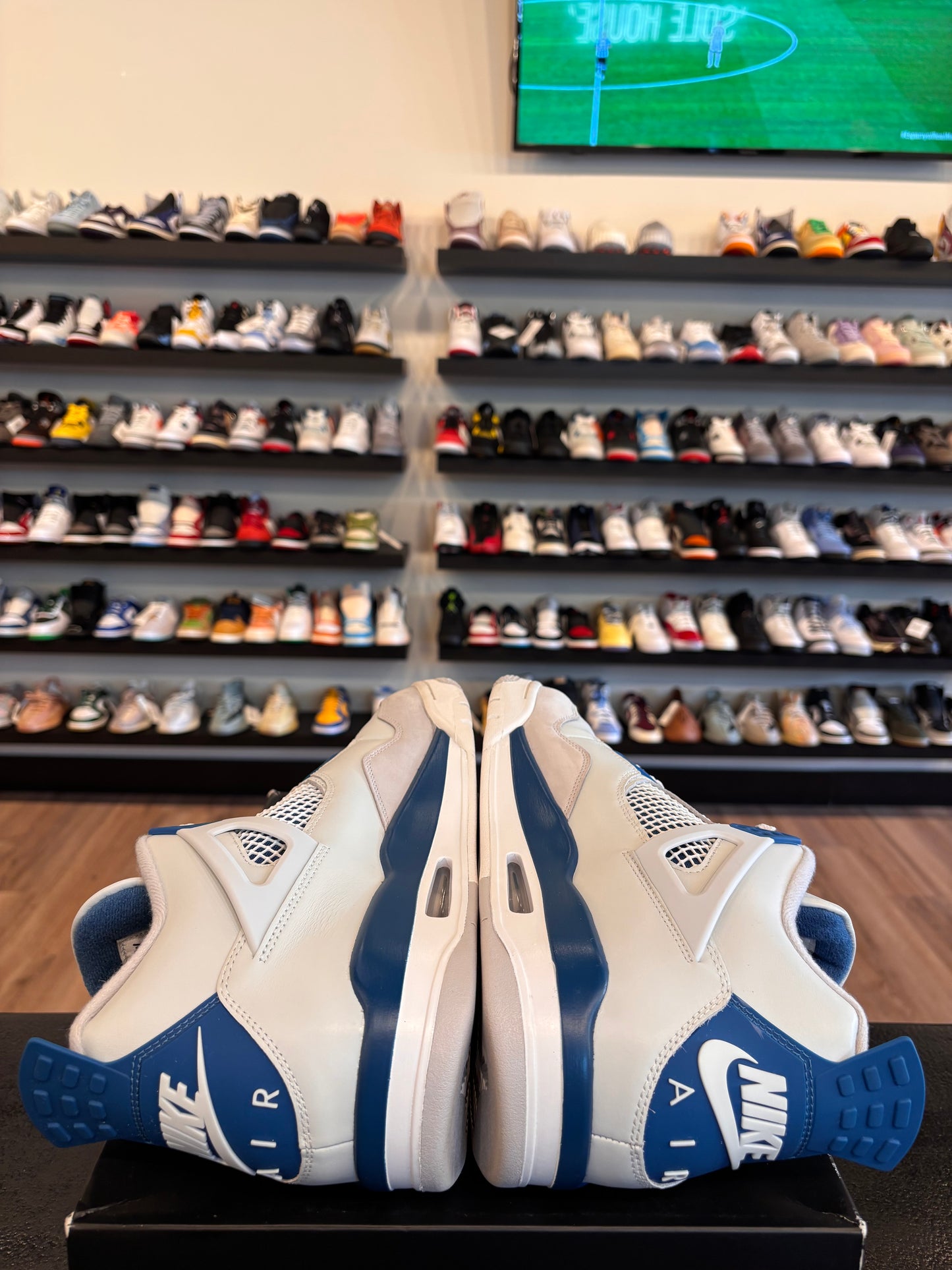 Jordan 4 Military Blue 2024 Size 14 Pre-Owned