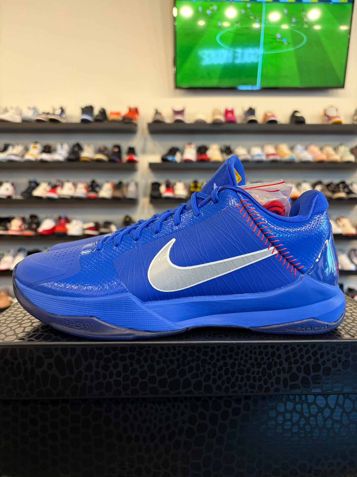 Nike Kobe 5 Protro Dodger Size 10.5 Brand New