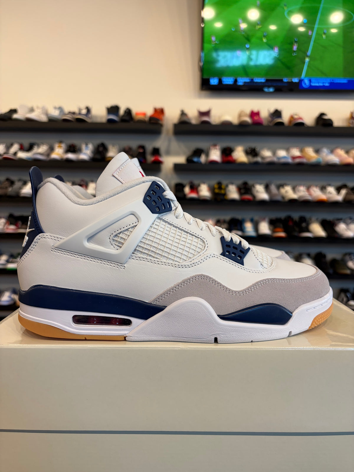 Jordan 4 SB Navy Size 10.5 Brand New