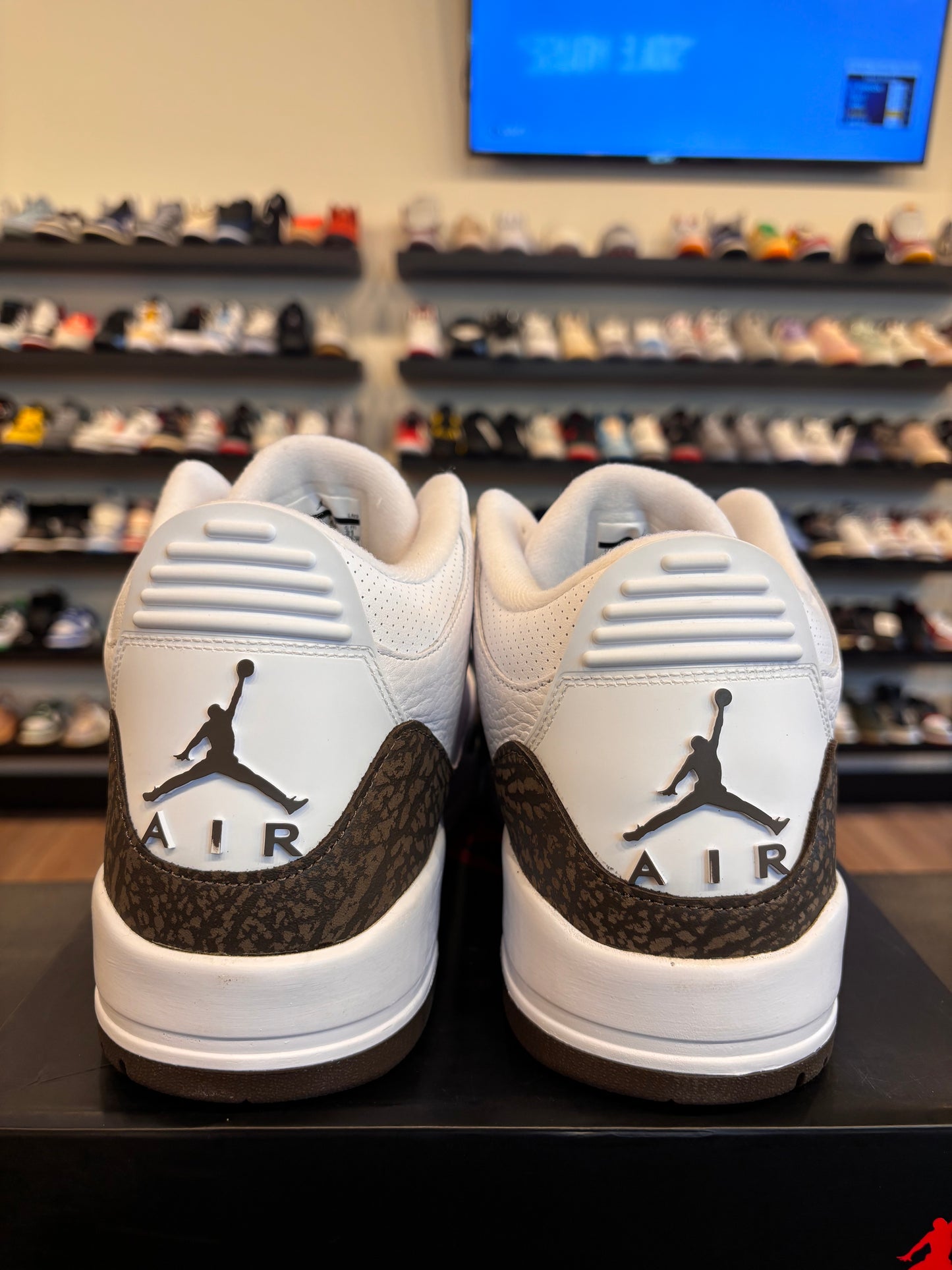 Jordan 3 Mocha Size 13 Brand New