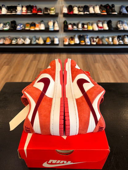 Nike Dunk Low Valentines Day Size 6.5Y (8W) Brand New