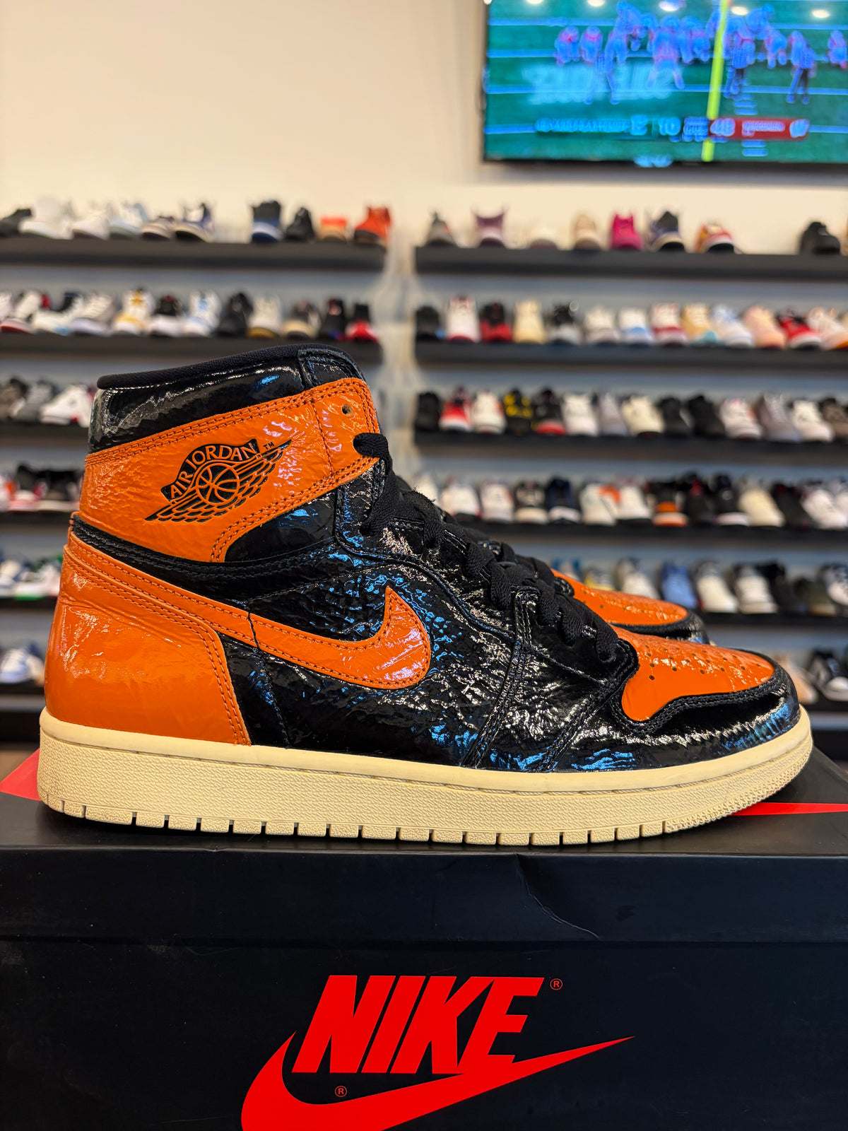 Jordan 1 Shattered Backboard 3.0 Size 9.5 Pre-Owned