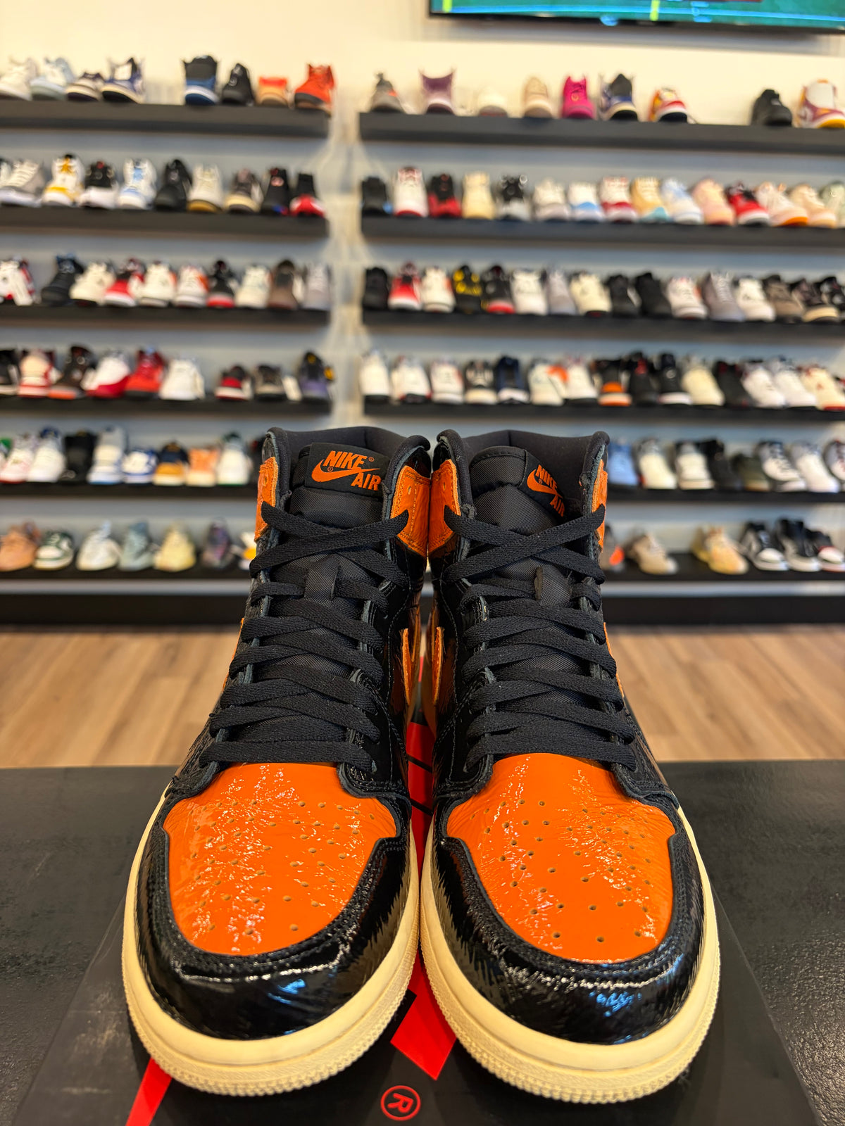 Jordan 1 Shattered Backboard 3.0 Size 9.5 Pre-Owned