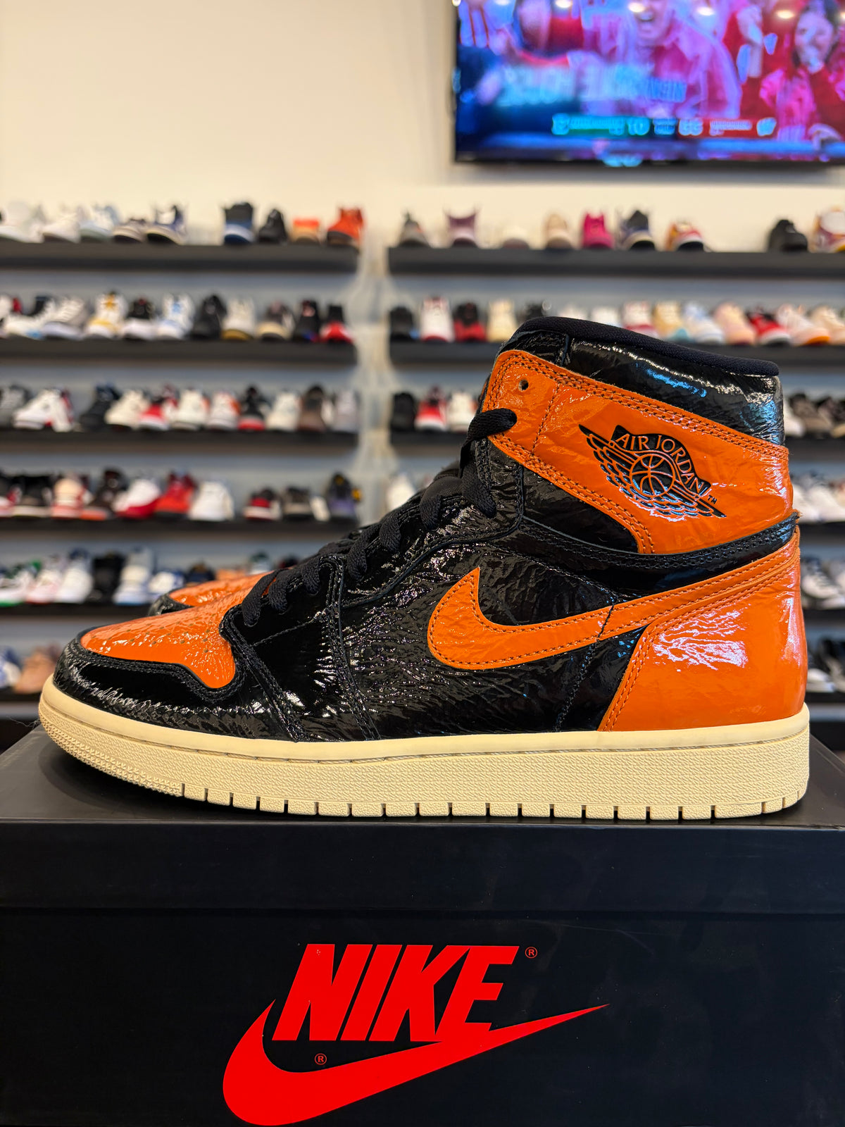 Jordan 1 Shattered Backboard 3.0 Size 9.5 Pre-Owned