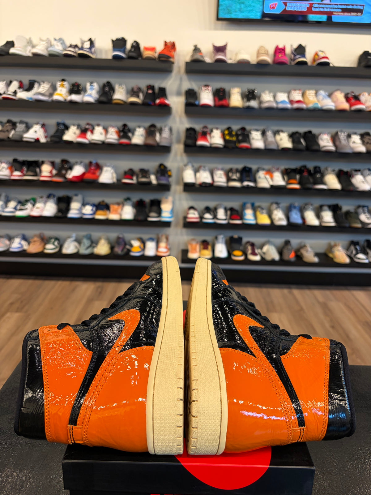 Jordan 1 Shattered Backboard 3.0 Size 9.5 Pre-Owned